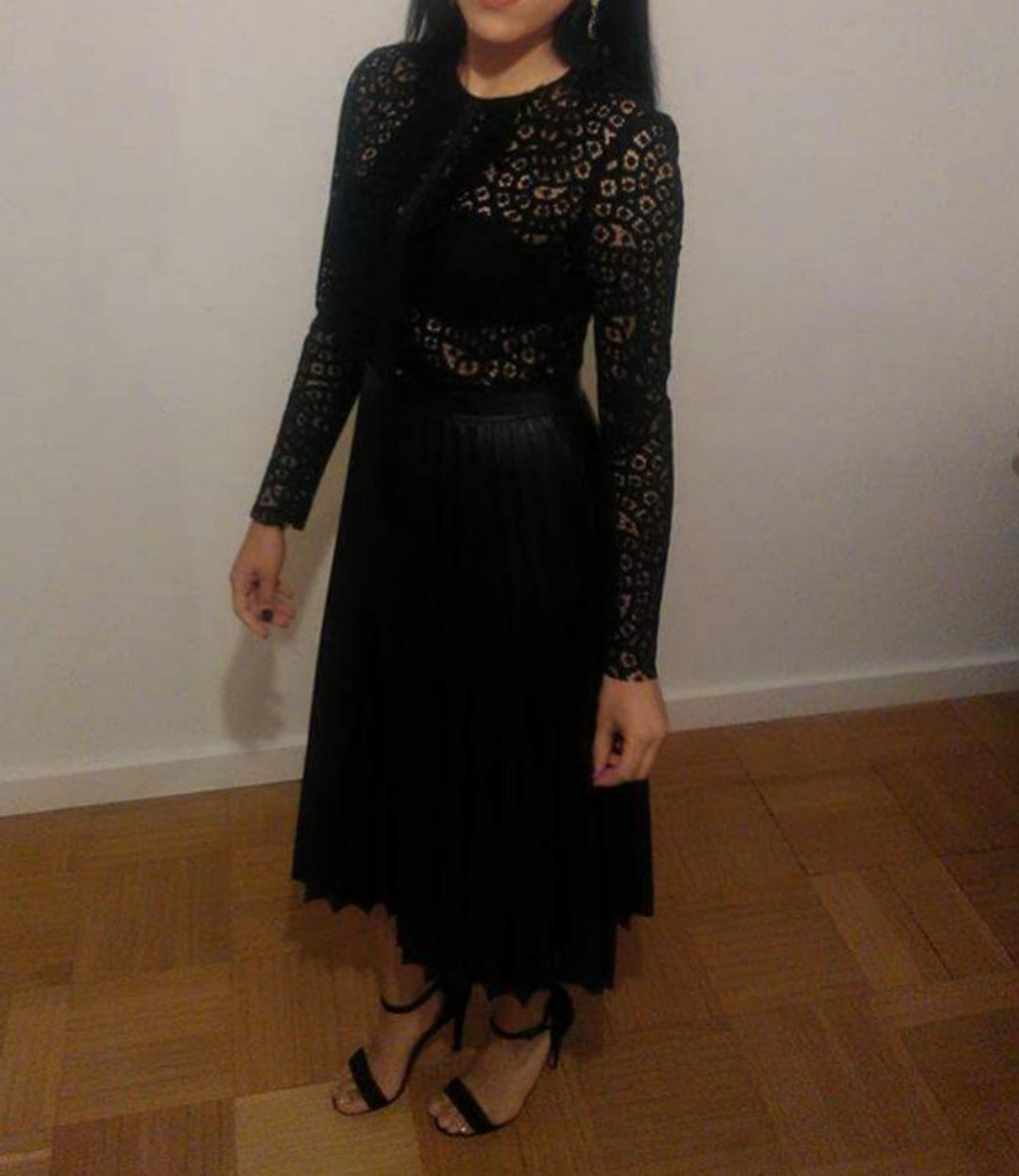 black pleated dress zara