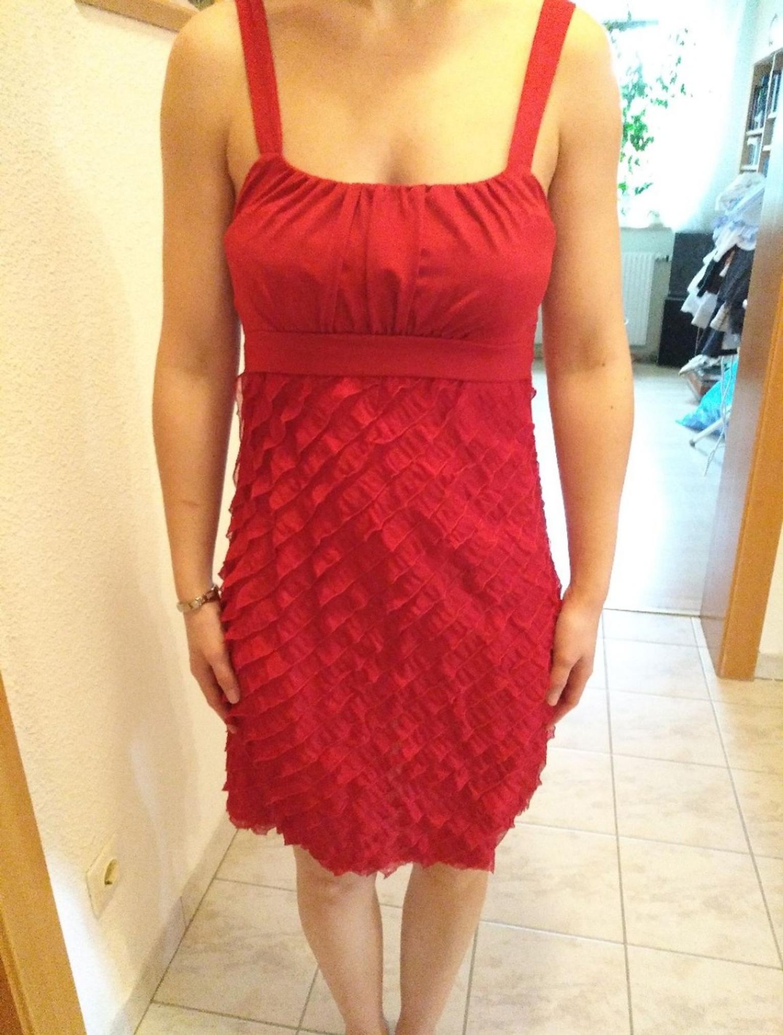 Rotes Sommerkleid Grosse Small In 3312 Zeillern Fur 15 00 Zum Verkauf Shpock De