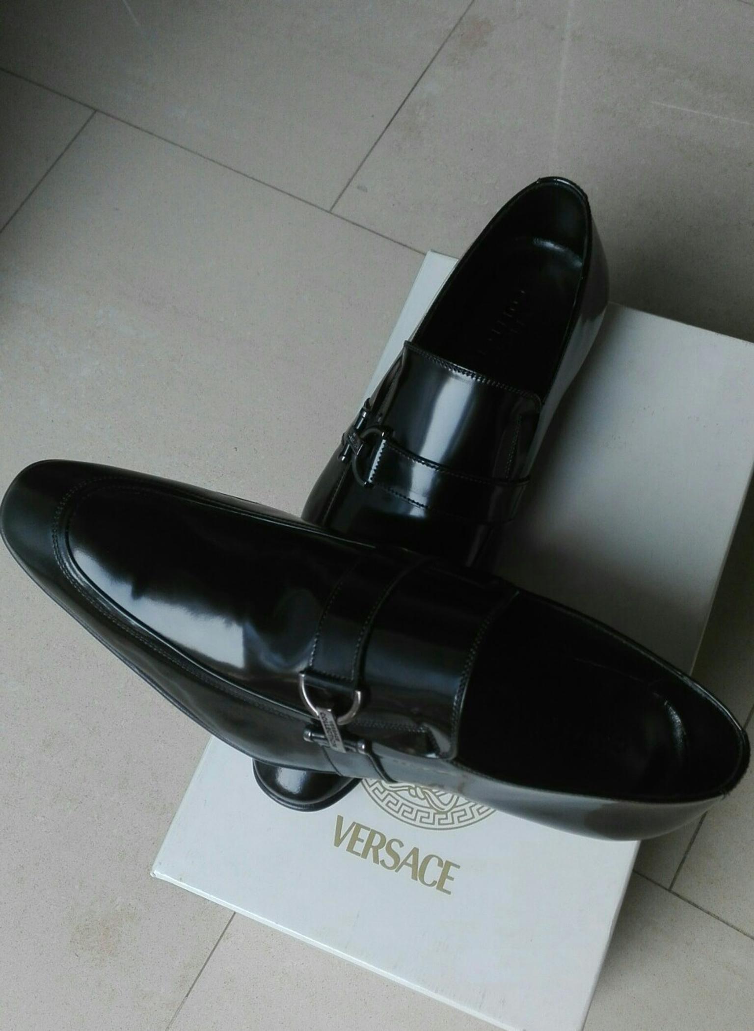 scarpe eleganti versace