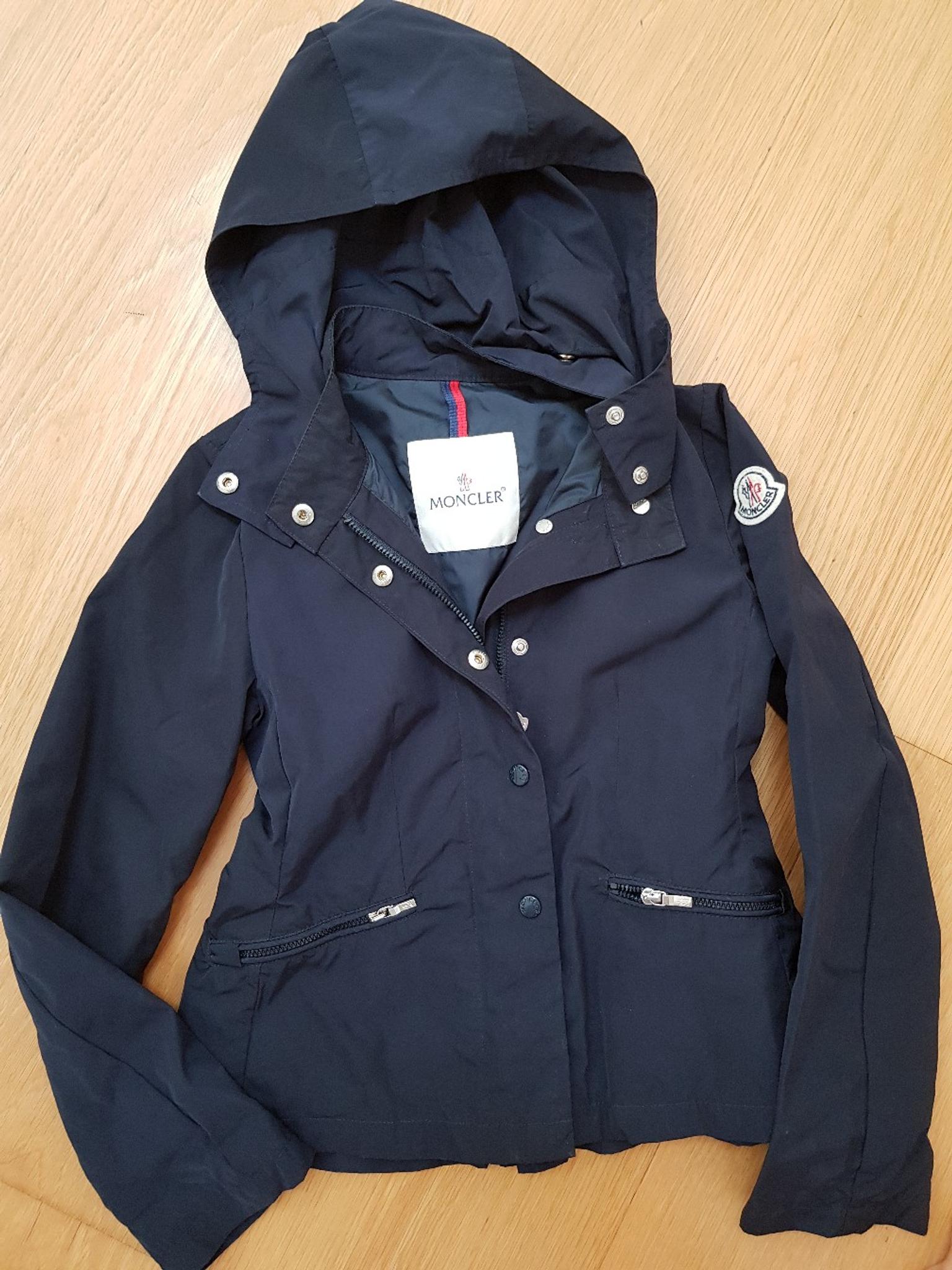 Moncler - Giacchina bimba 8 anni in 22024 Bollate for €50.00 for sale |  Shpock