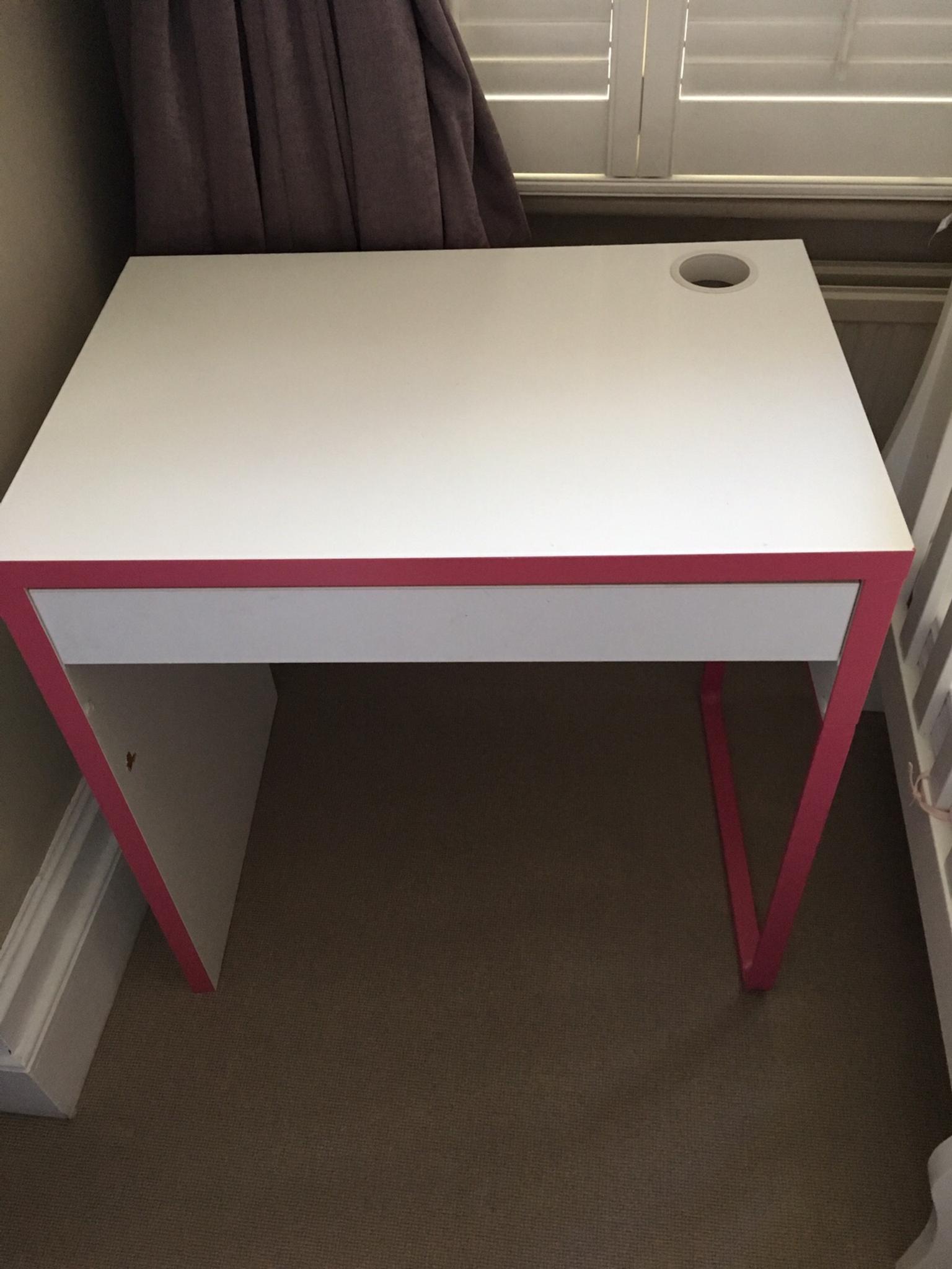 Ikea Micke Desk With Drawer In Sw17 London For 5 00 For Sale