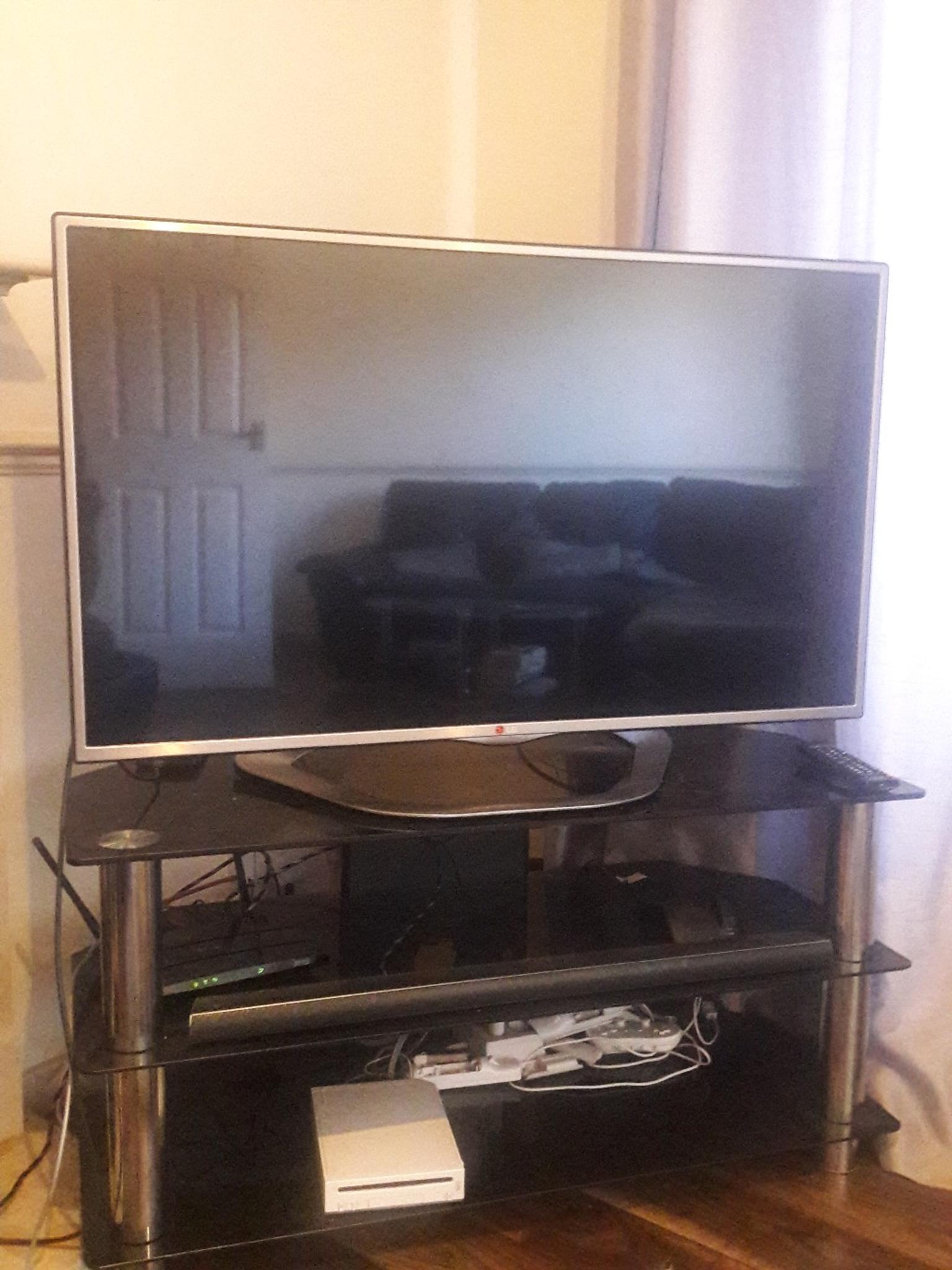 Lg Smart Tv 42 Inch Spares Or Repair In Melton For 50 00 For Sale