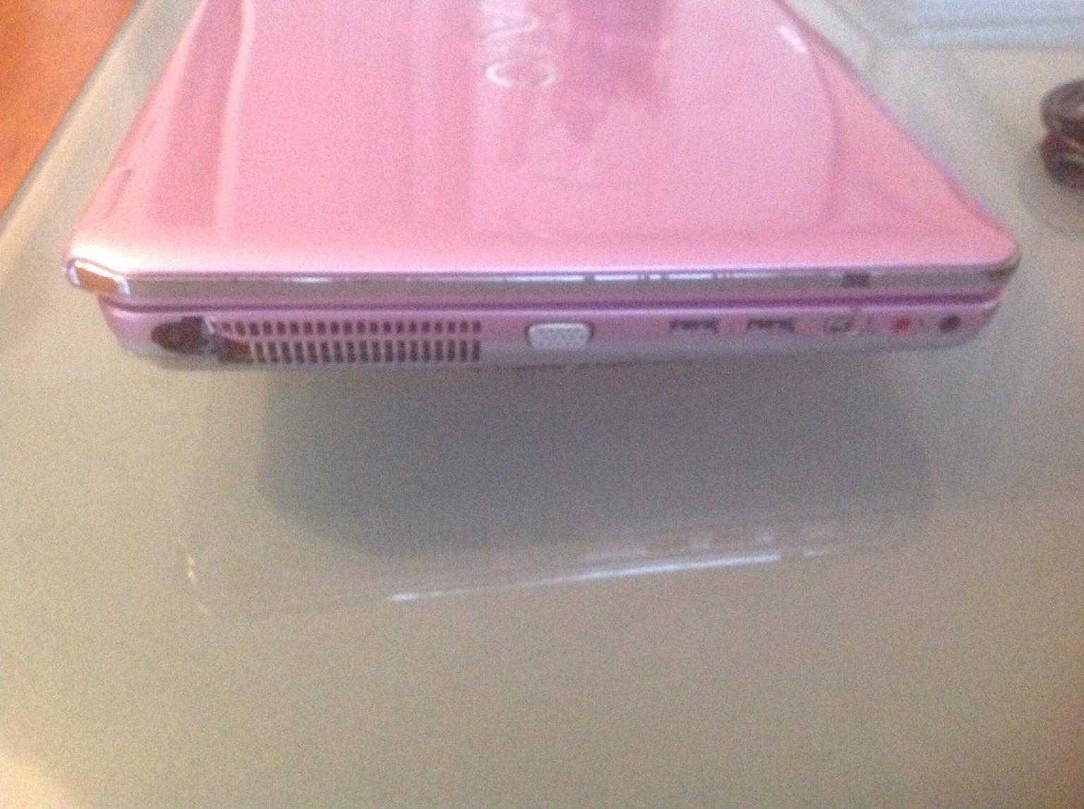 Pink Vaio Laptop Sony Pcg 3e7p In Sw19 Merton For 35 00 For Sale Shpock