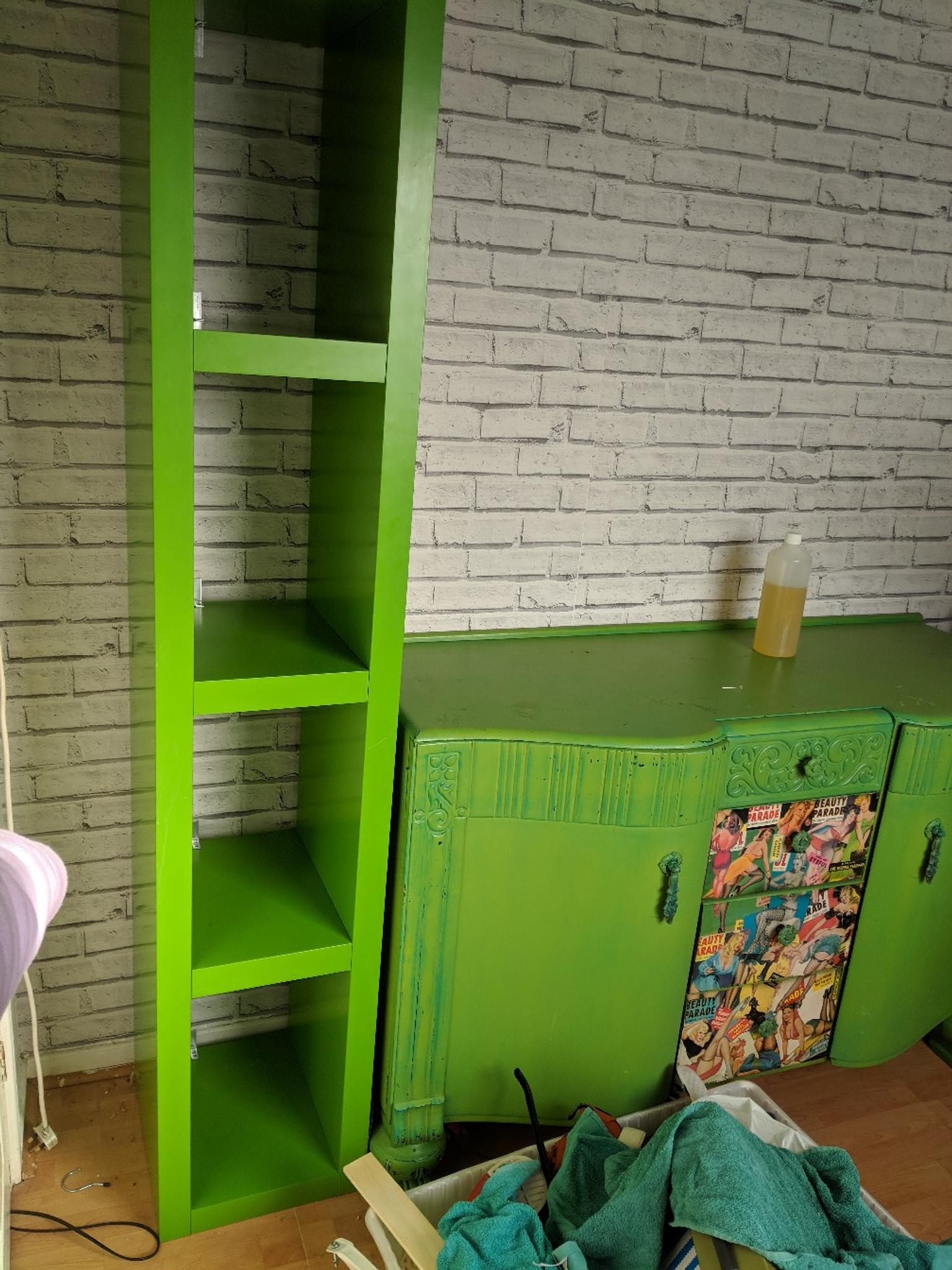Large Green Shelf Cabinet In Nn17 Corby Fur 15 00 Zum Verkauf
