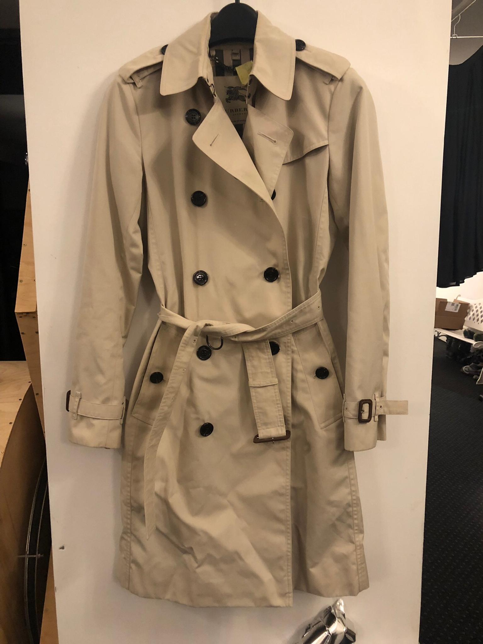 burberrys of london trench coat