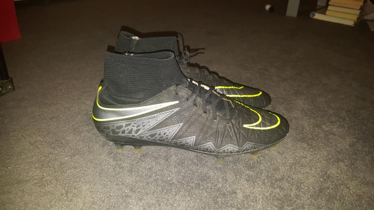 Nike Men's Hypervenomx Phelon Iii Ic Football Boots, Green (Elctrc
