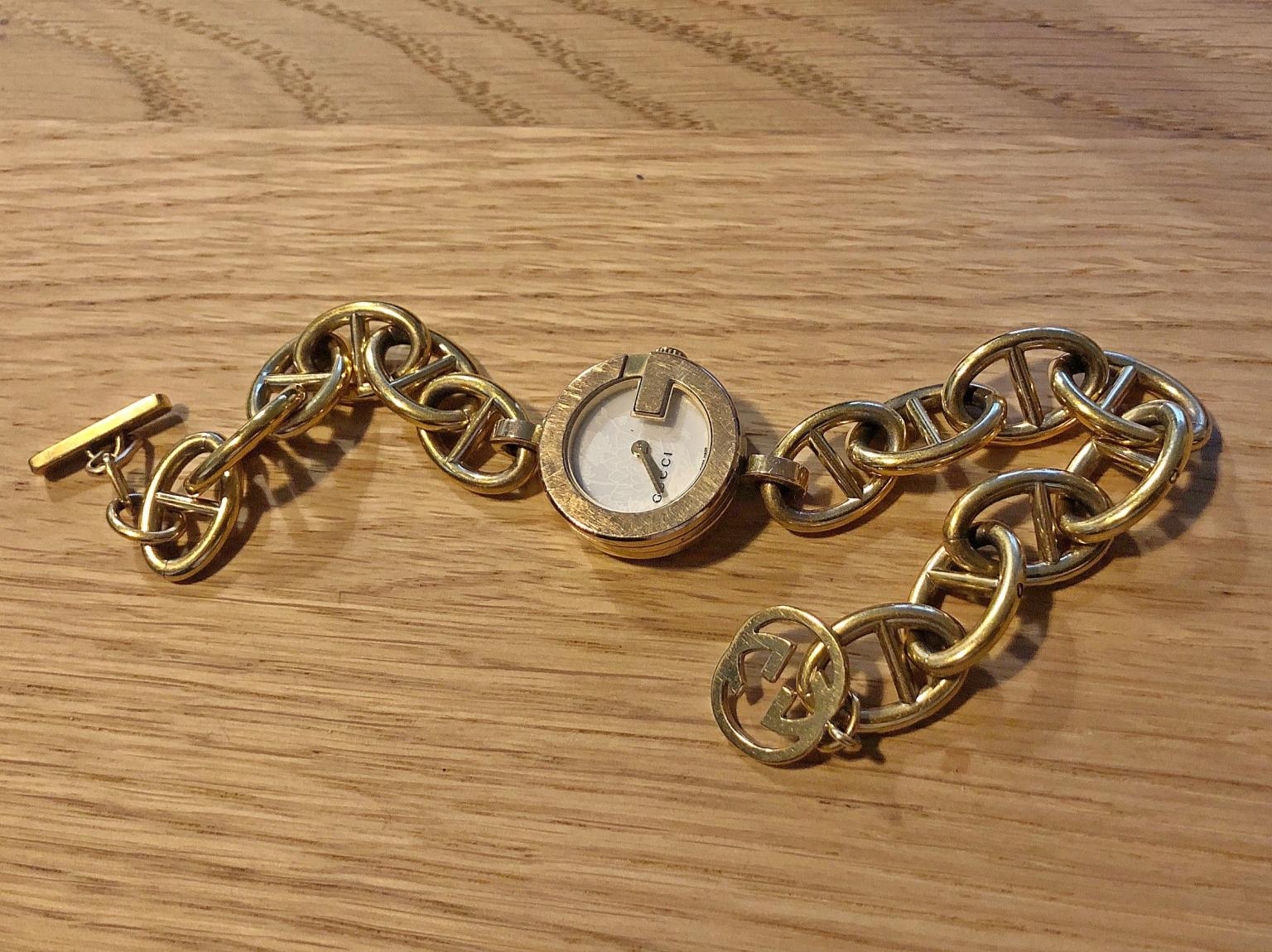gucci charm bracelet watch