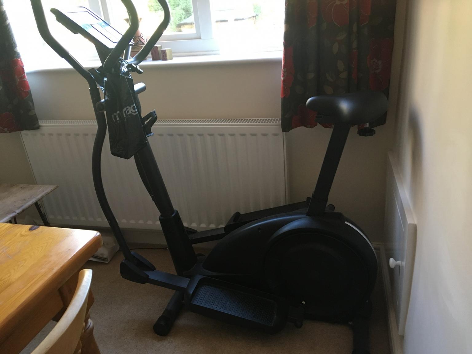 reebok 2 in 1 cross trainer and exercise bike