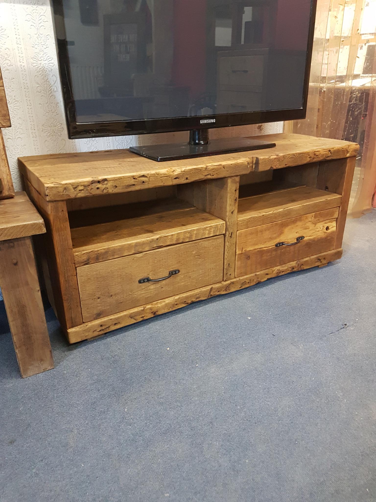 REAL SOLID WOOD TV STAND ENTERTAINMENT UNIT CHUNKY RUSTIC PLANK PINE FURNITURE