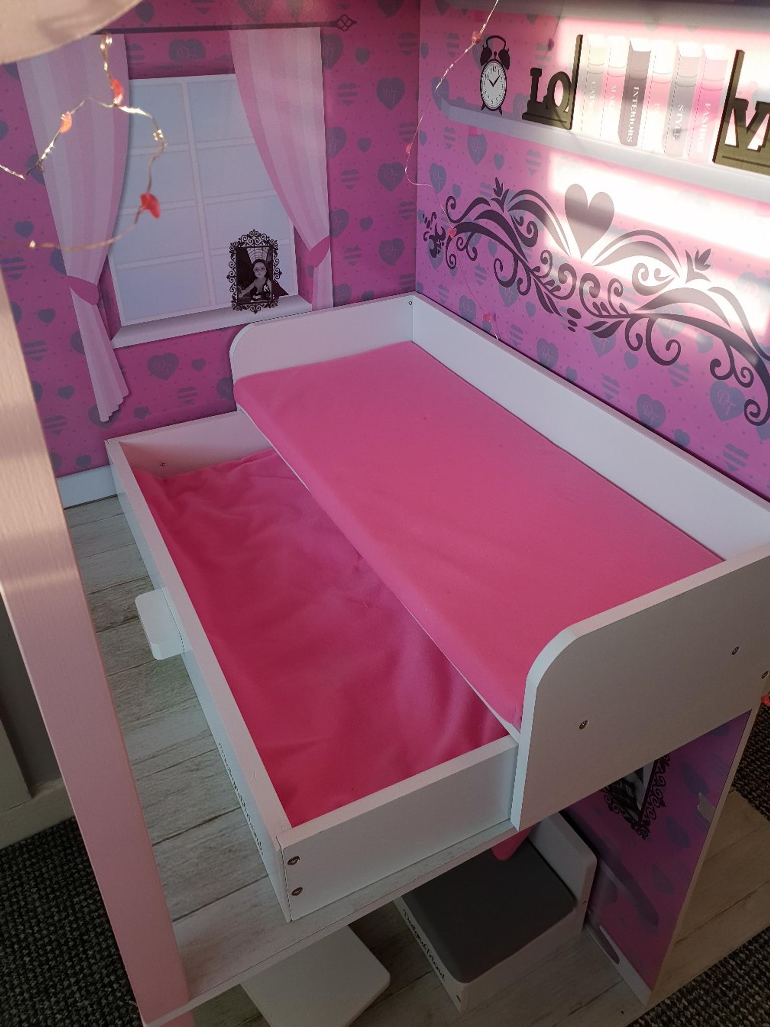 design a friend doll bed & pull out