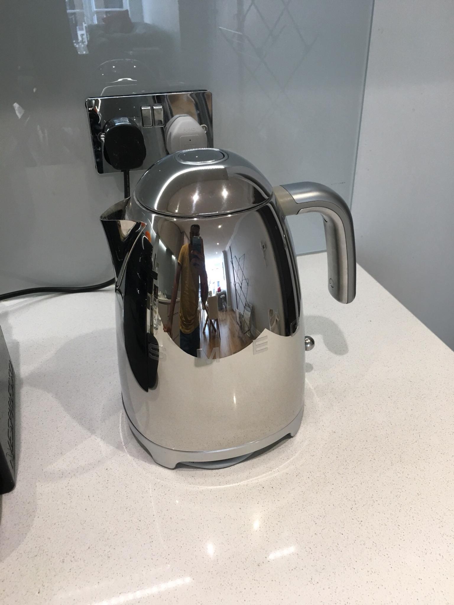 smeg silver kettle