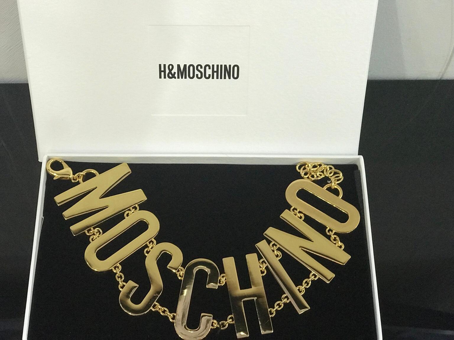 moschino choker necklace h&m