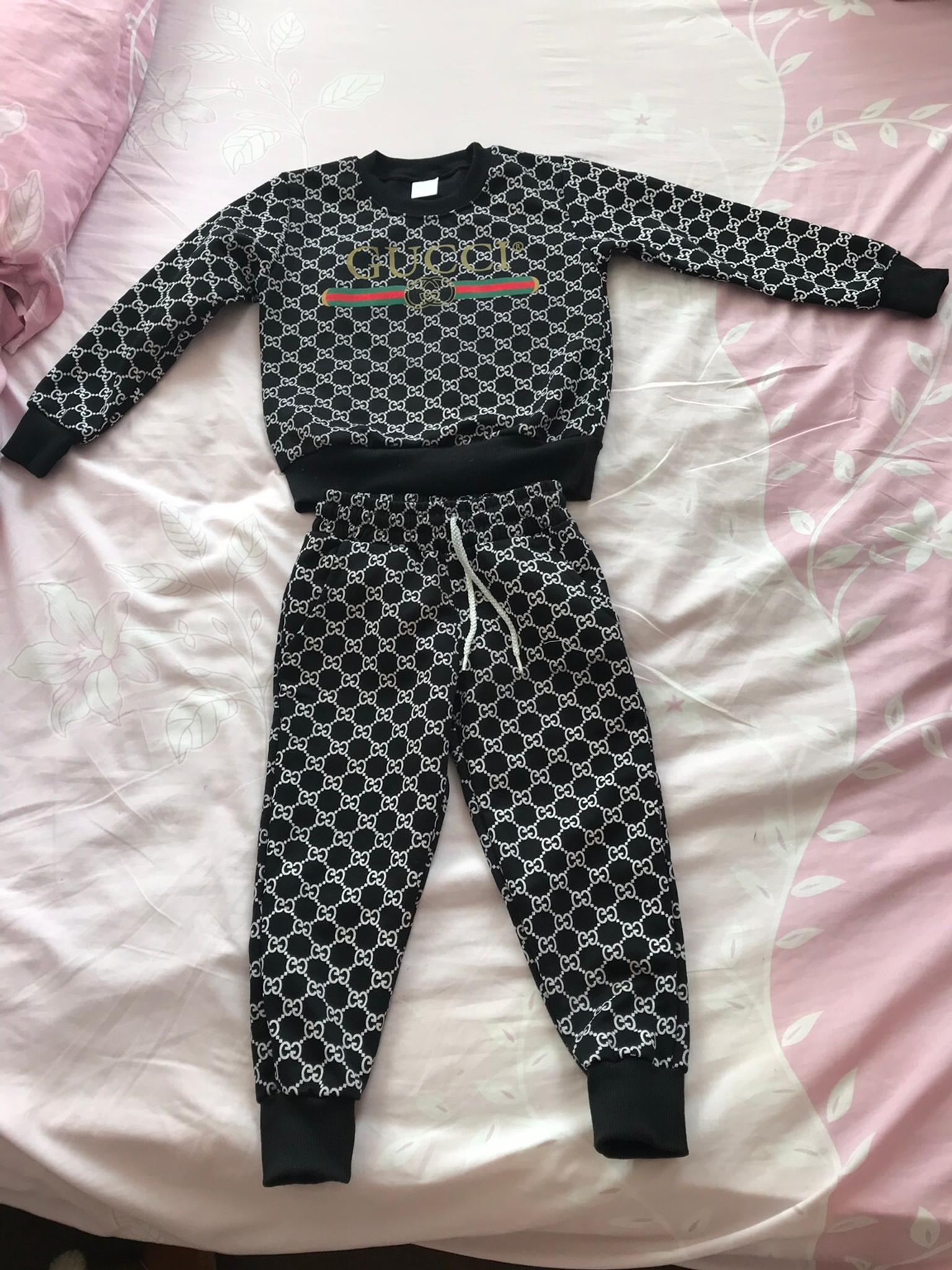 baby boy gucci tracksuit