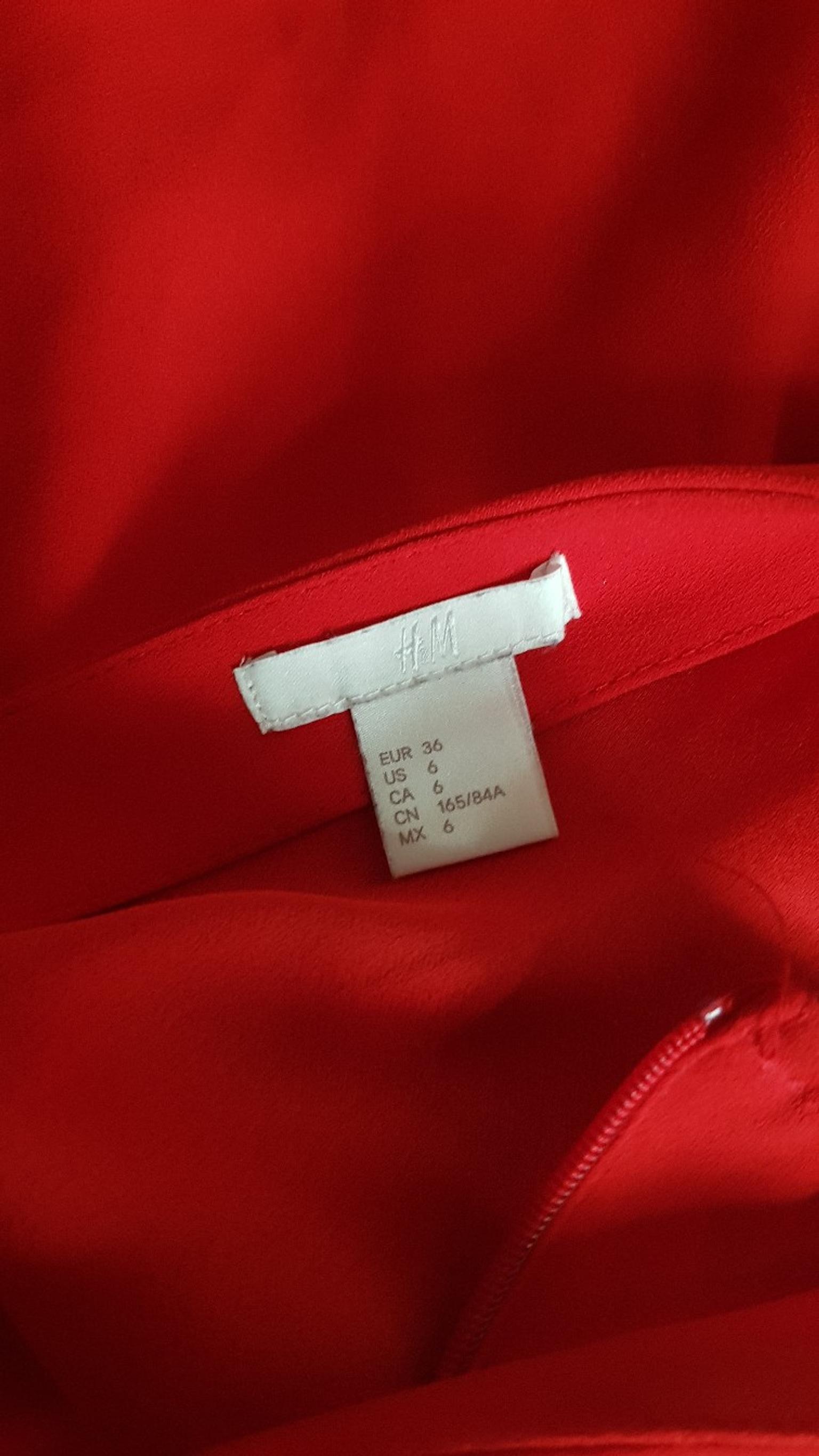 Kleid Mit V Ausschnitt Rot Marke H M Gr 36 In 8010 Graz Fur 15 00 Zum Verkauf Shpock At