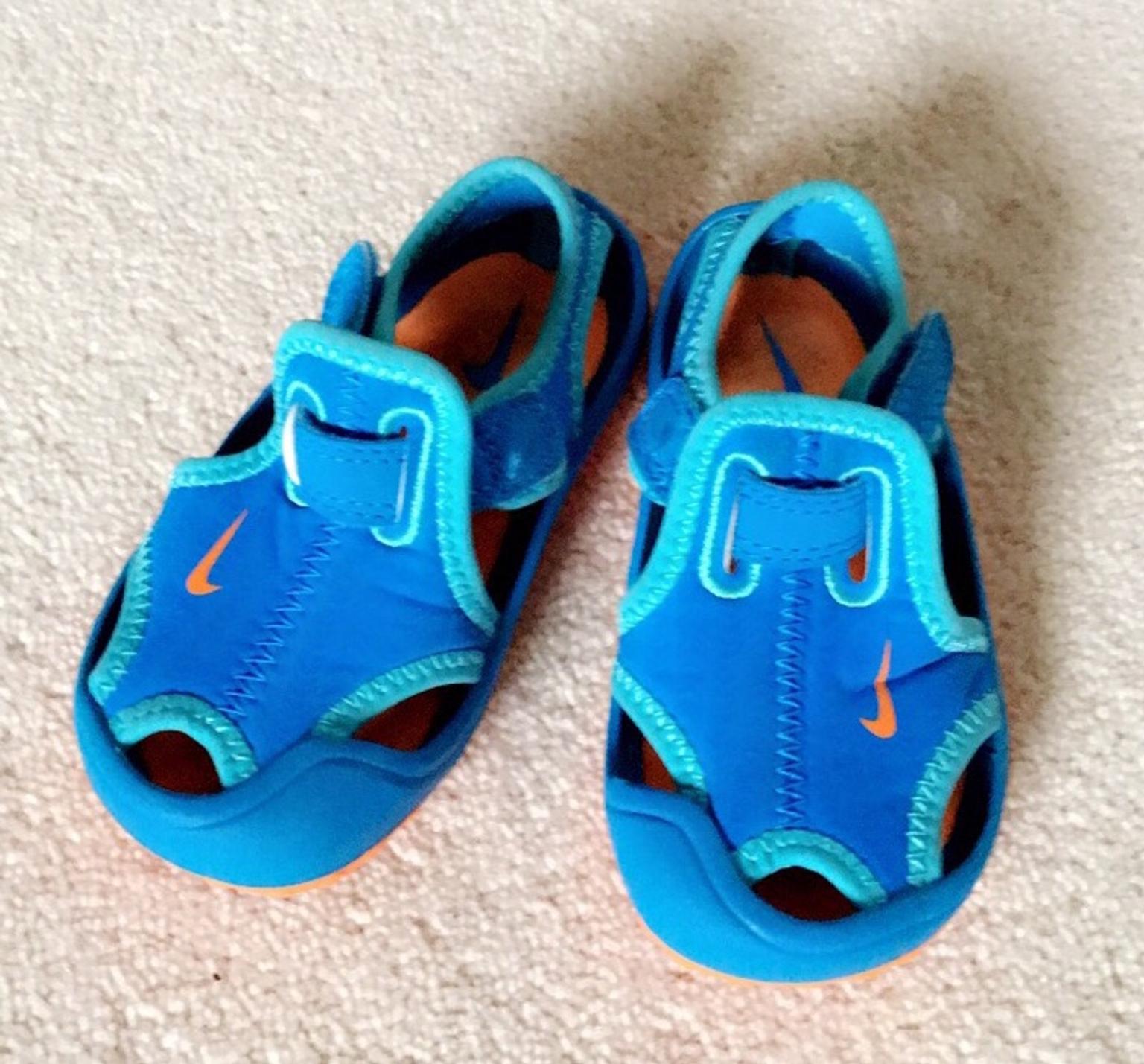 baby water shoes size 4