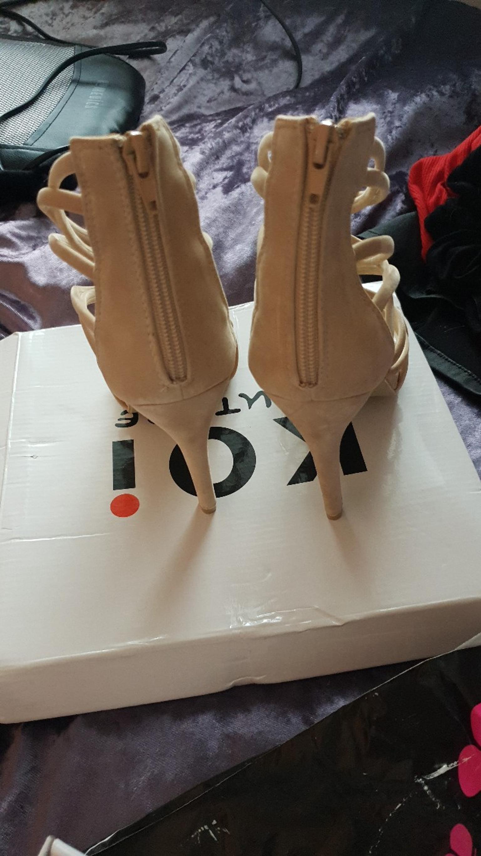 nude shoes size 6