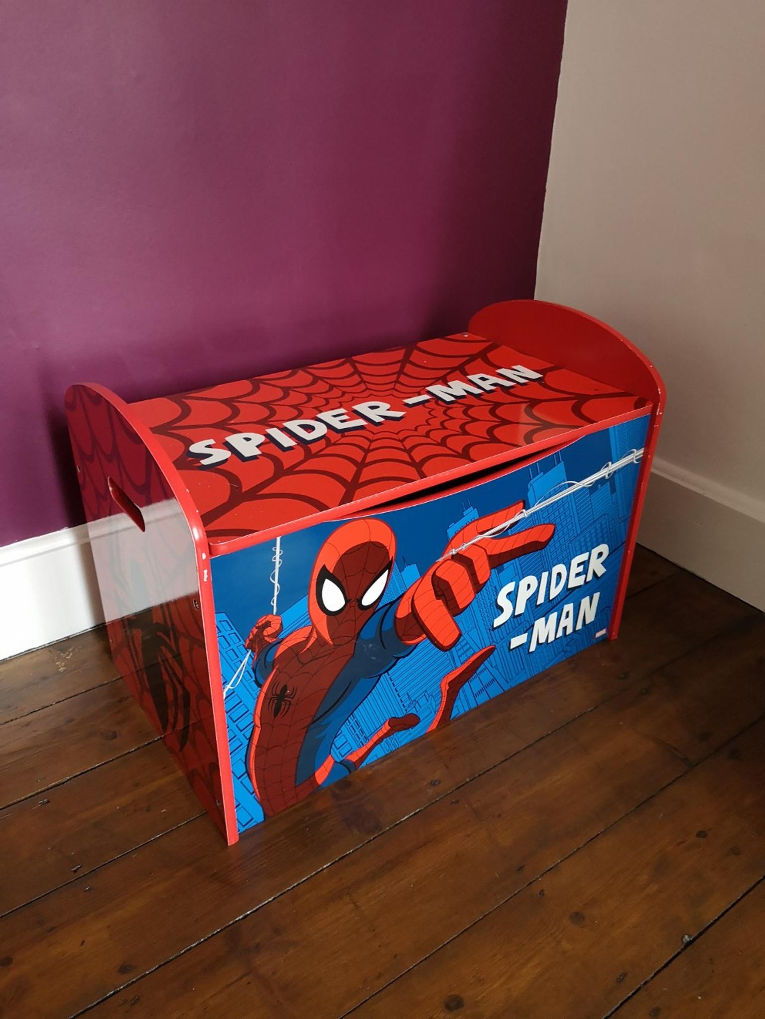 spiderman toy chest