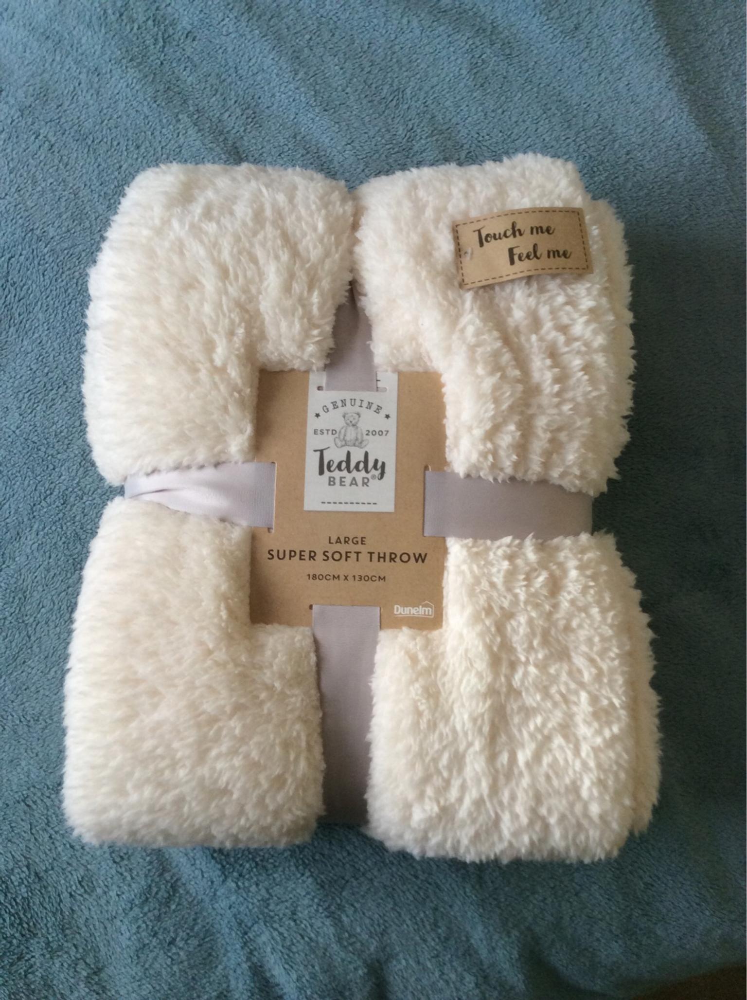Super Soft Large Teddy Bear Throw In DA1 Bexley For 700 For Sale Shpock