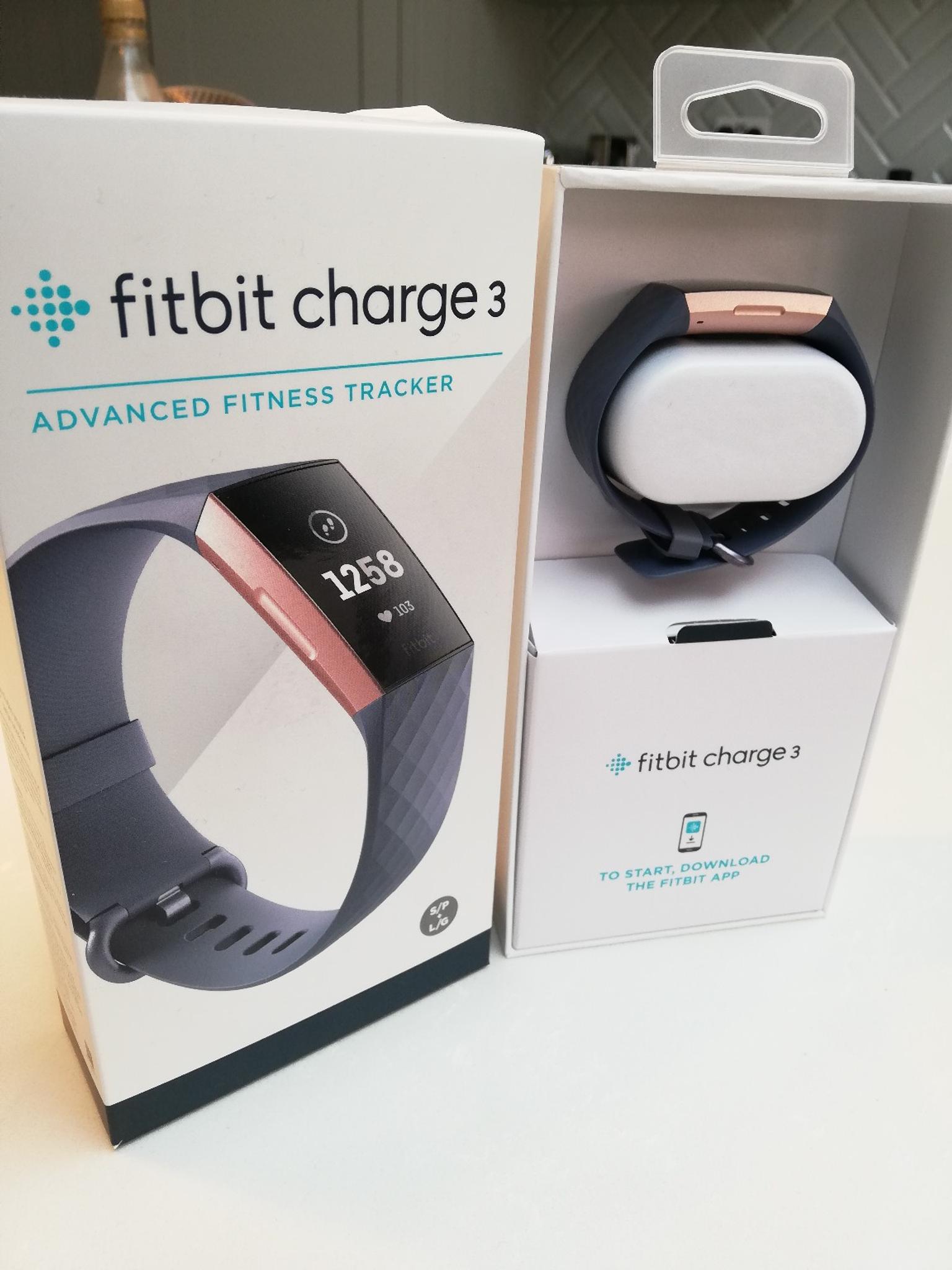 fitbit charge 3 packaging