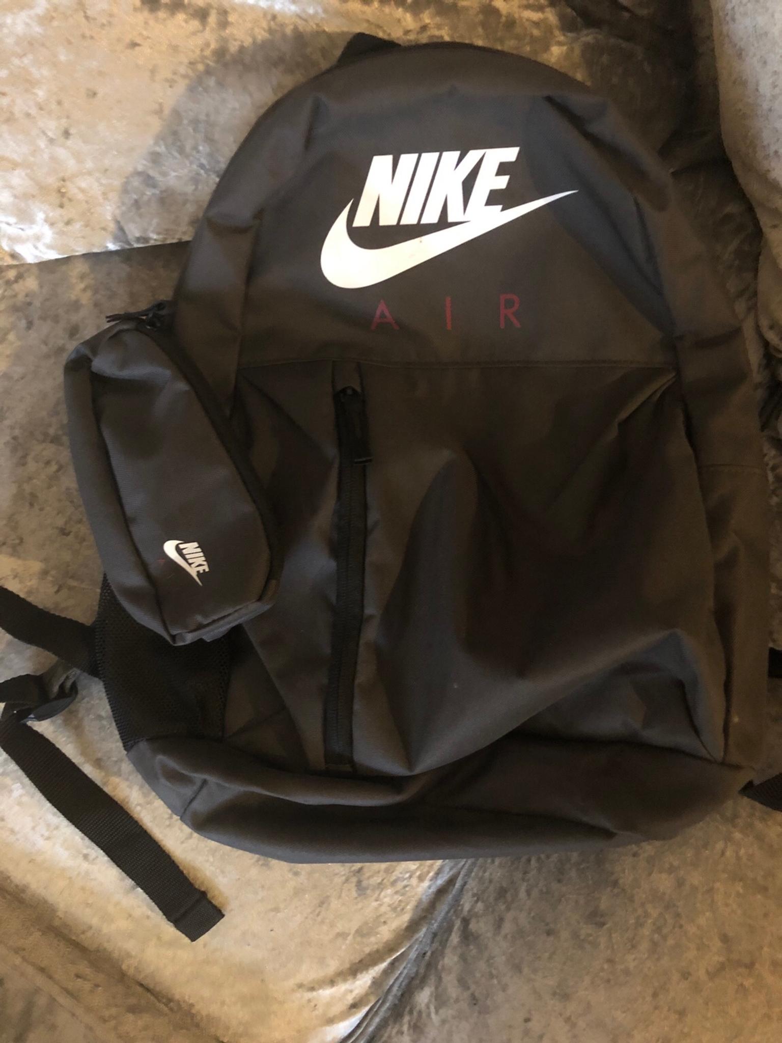 nike air bag with pencil case