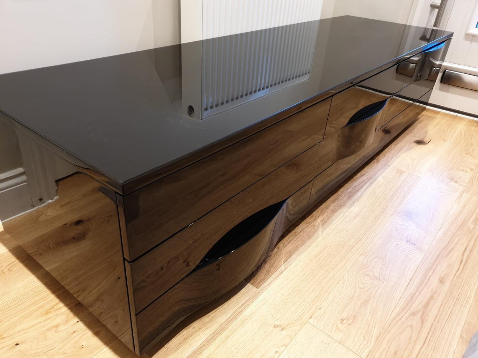 2m Tv Cabinet With Built In Receiver In E12 Newham For 100 00