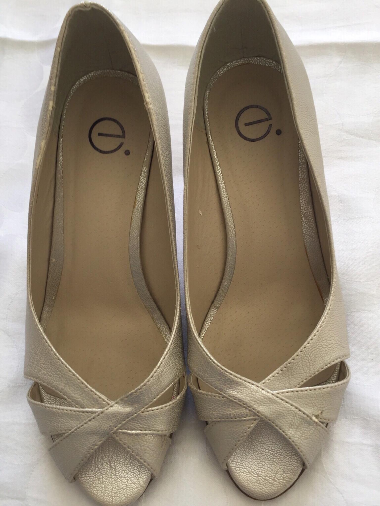 evans wedding shoes