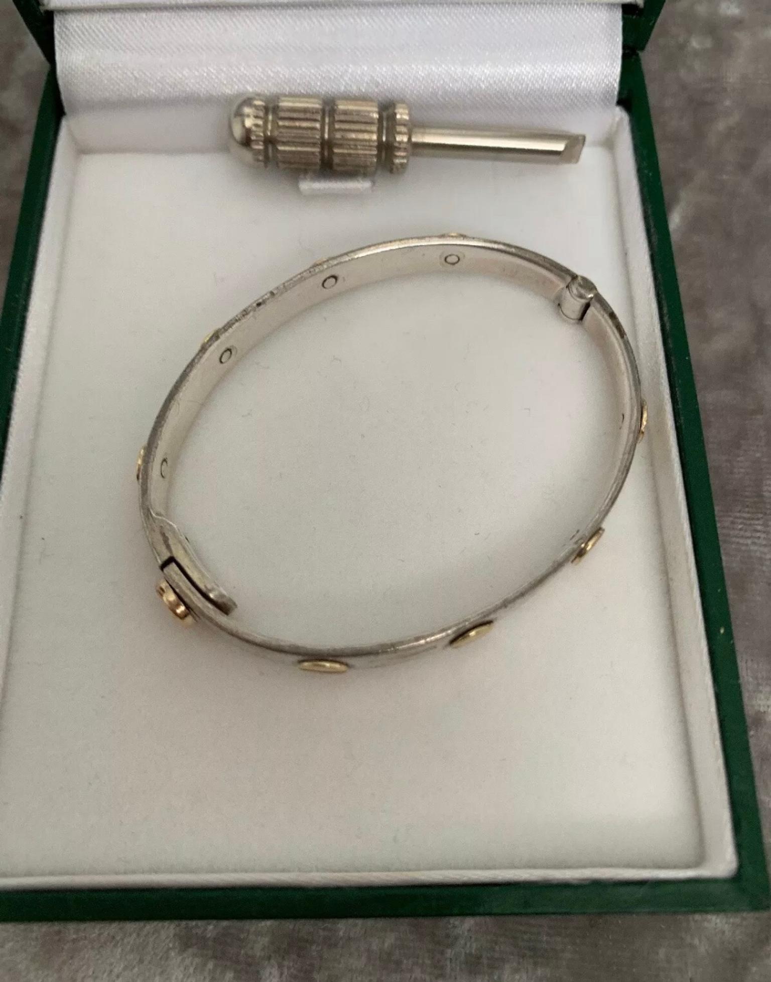 Baby cartier style screw bangle in SE2 