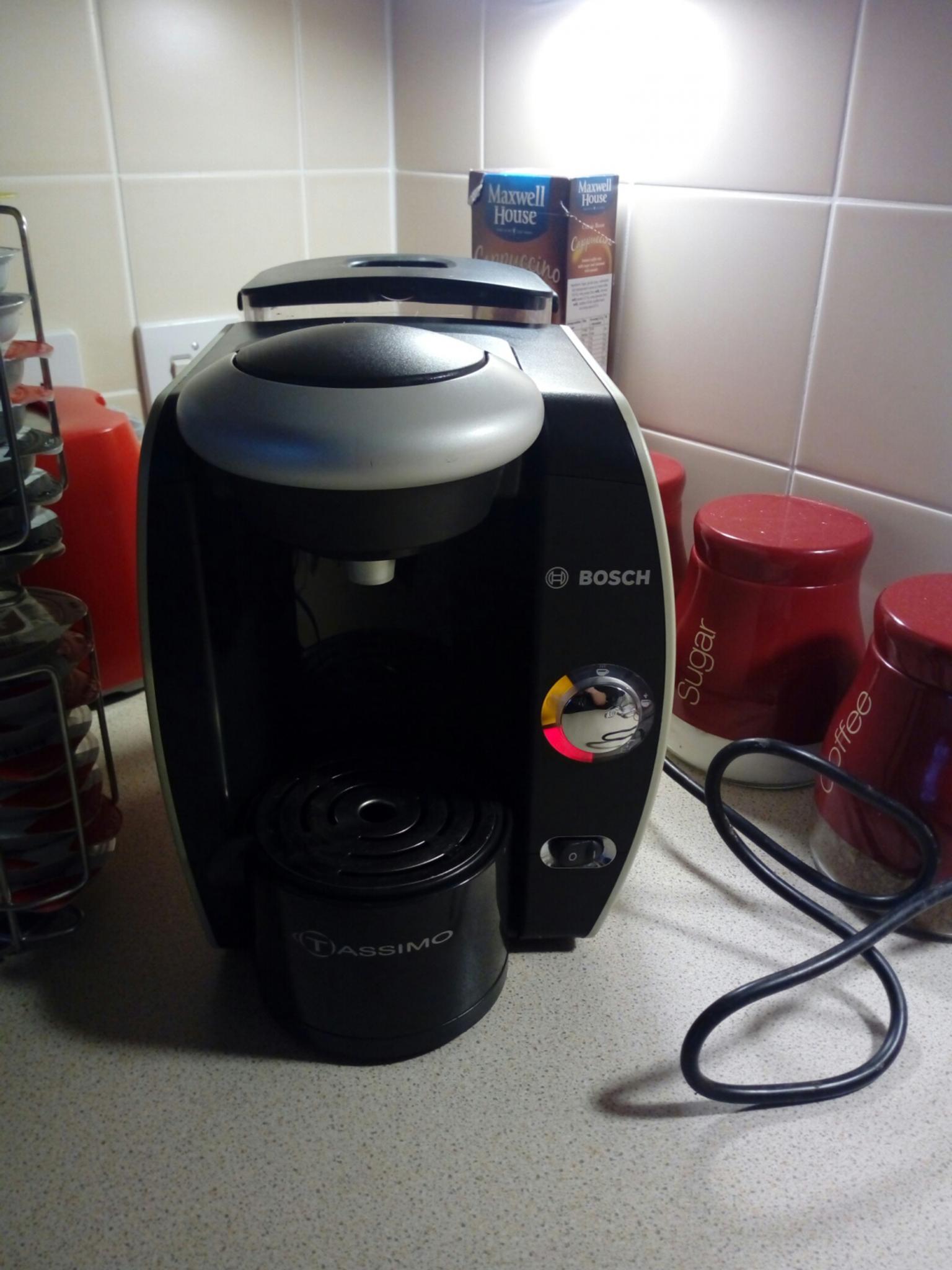 Bosch Tassimo Coffee Machine In Wf15 Kirklees For 20 00 For Sale