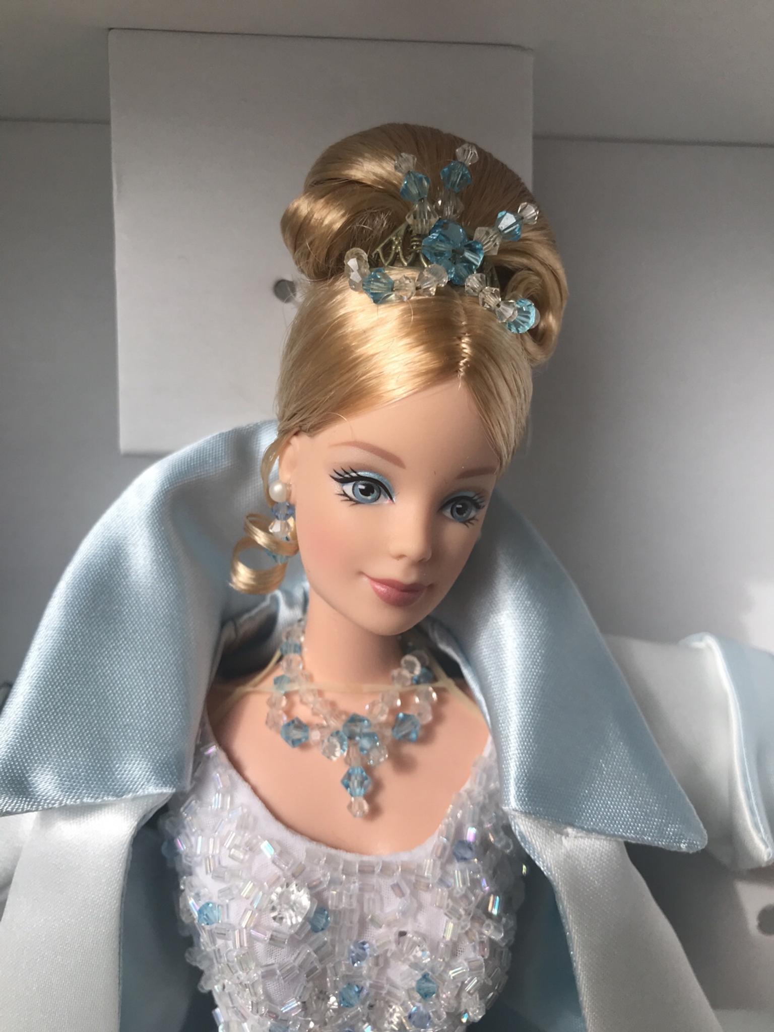 Barbie dating med Ken klä upp spel öde matchmaking räder 2015