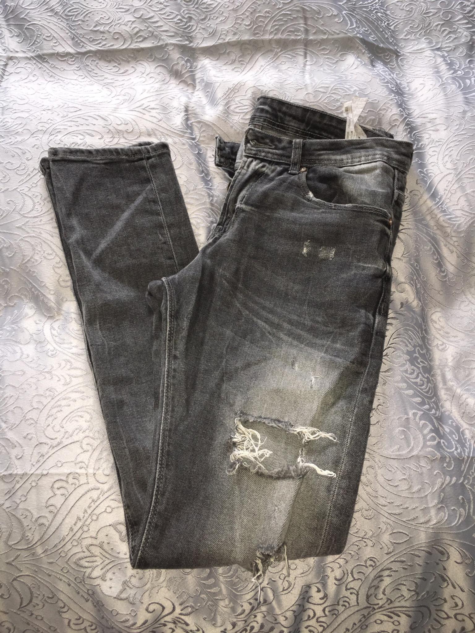 Men's grey ripped skinny jeans M in N14 