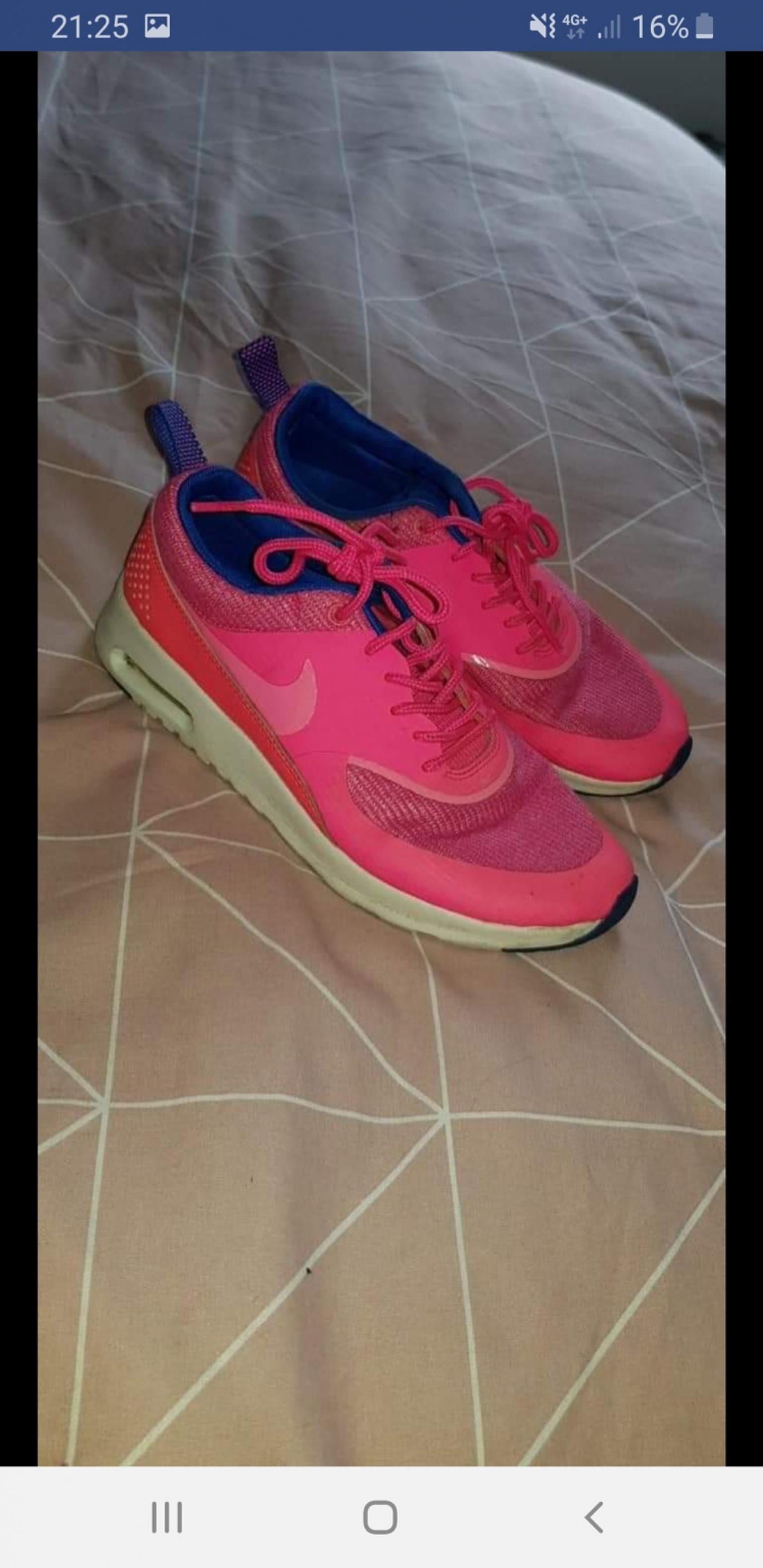 girls nike trainers size 3