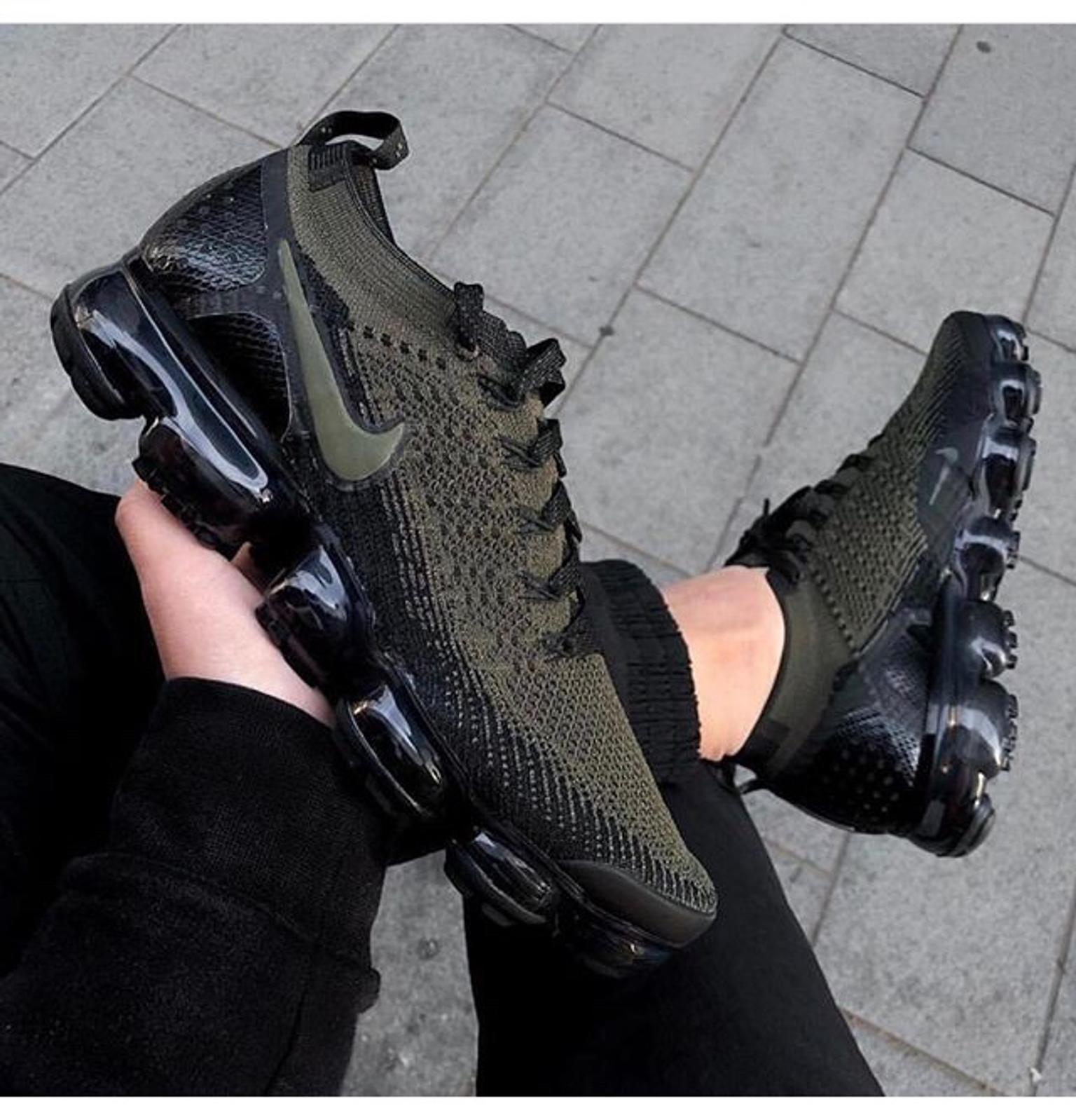 nike vapormax limited