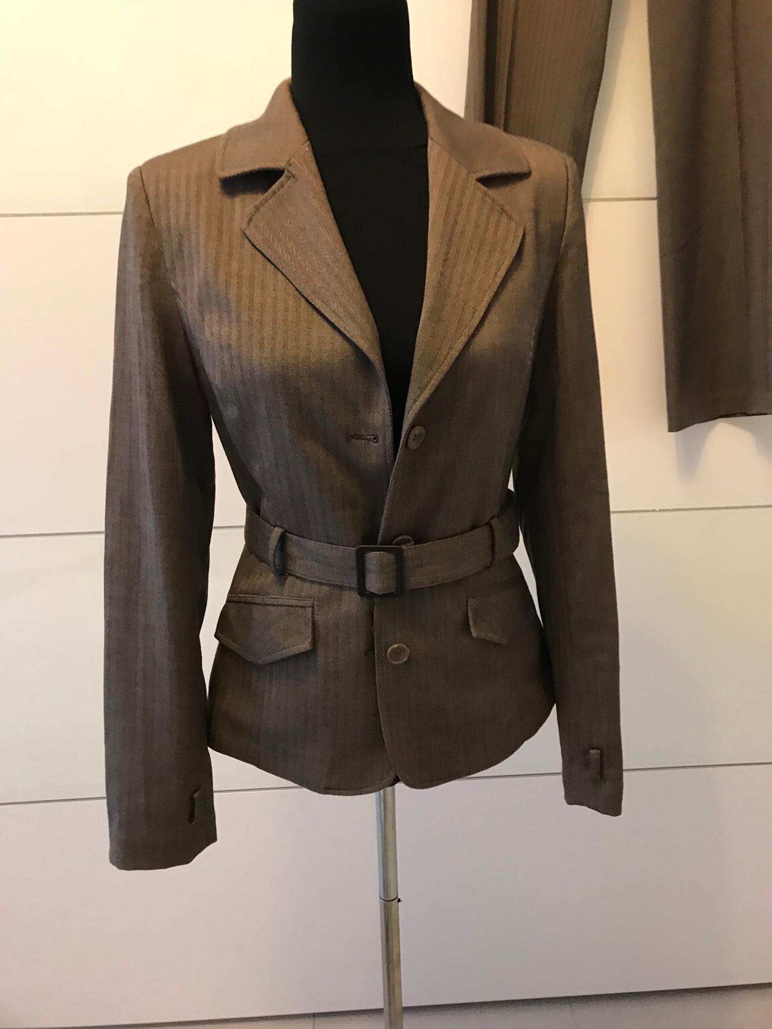 Zweiteiliges Damen Anzug In Nurnberg Fur 52 00 Zum Verkauf Shpock At