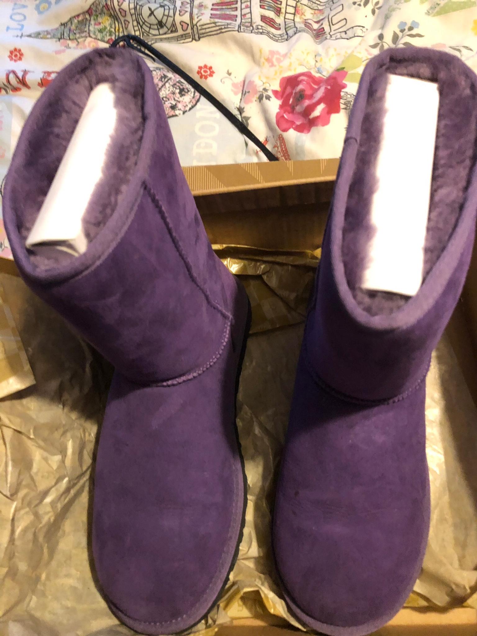 dark purple uggs