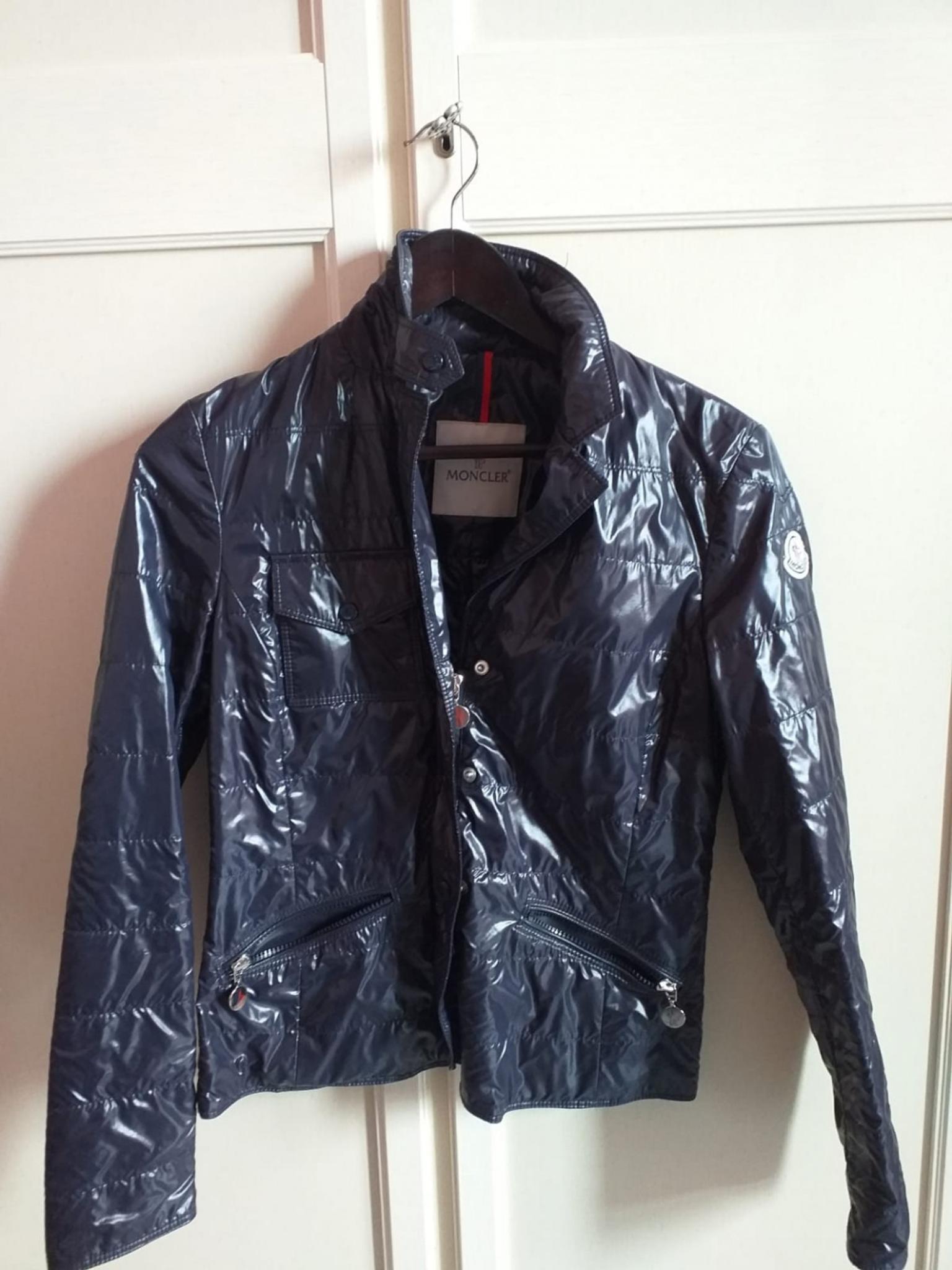 Moncler donna in 20162 Milano for €120.00 for sale | Shpock