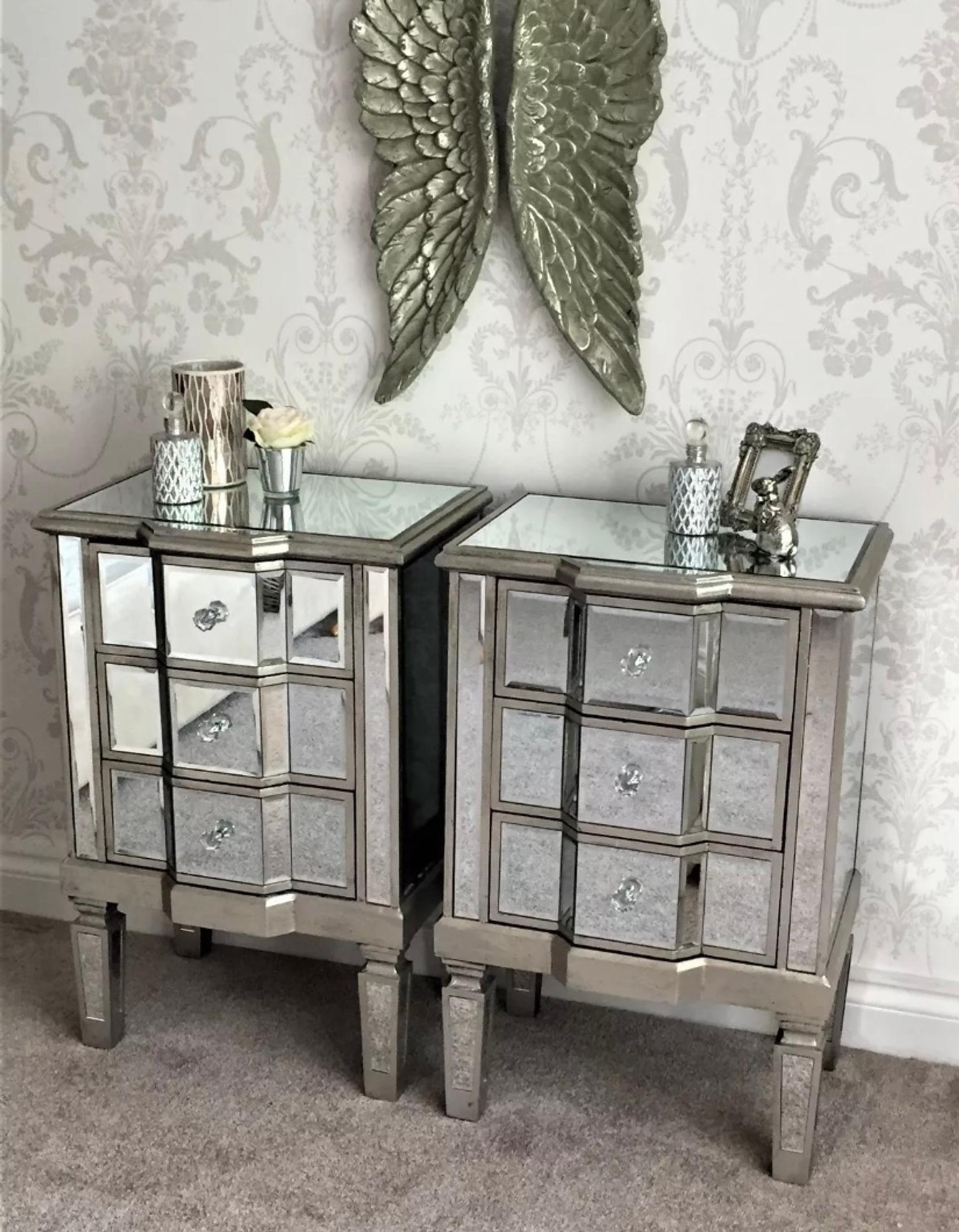 New Boxed Set Of 2 Mirrored Bedside Cabinets In Doncaster For