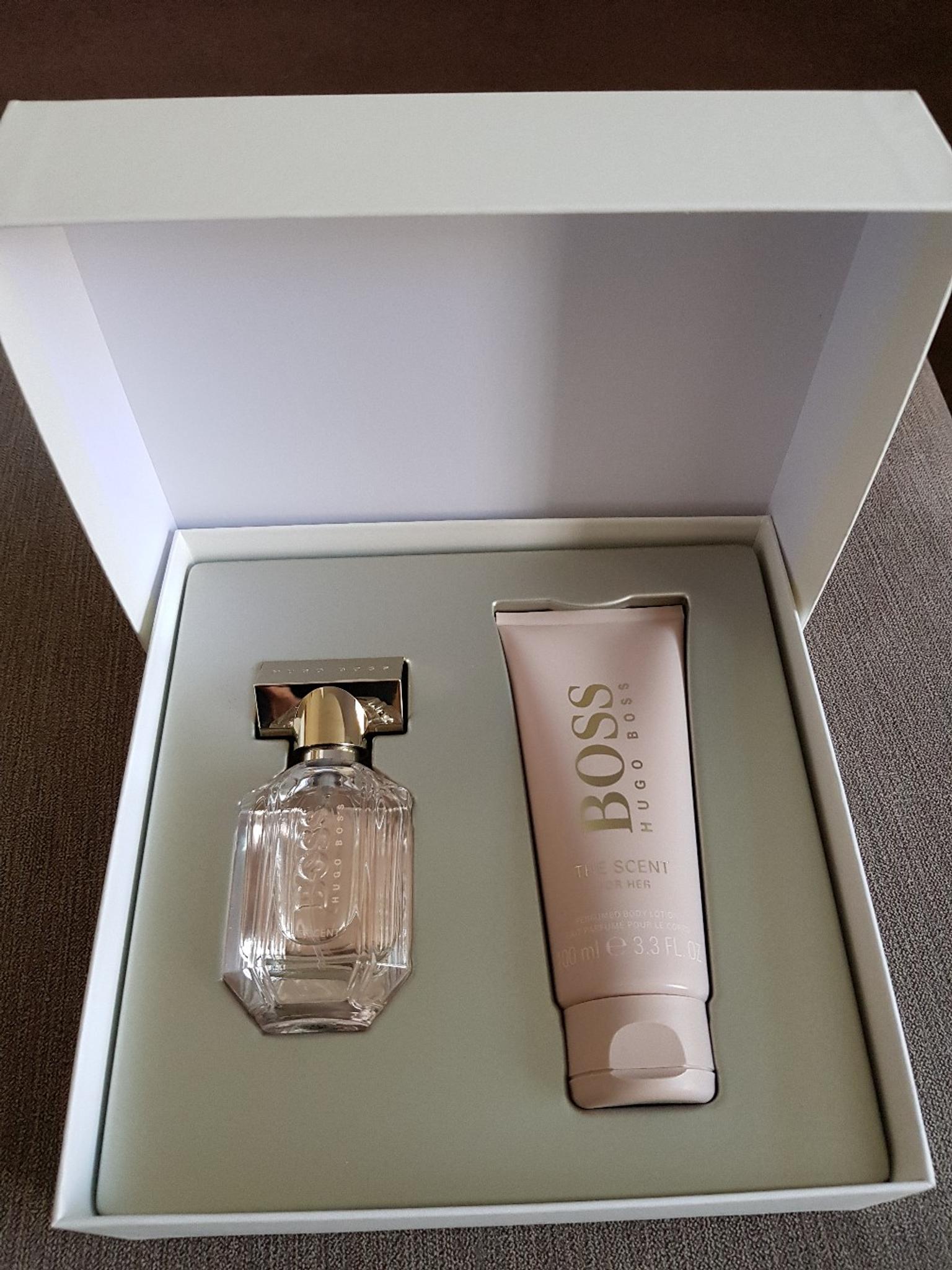 hugo boss the scent for her set