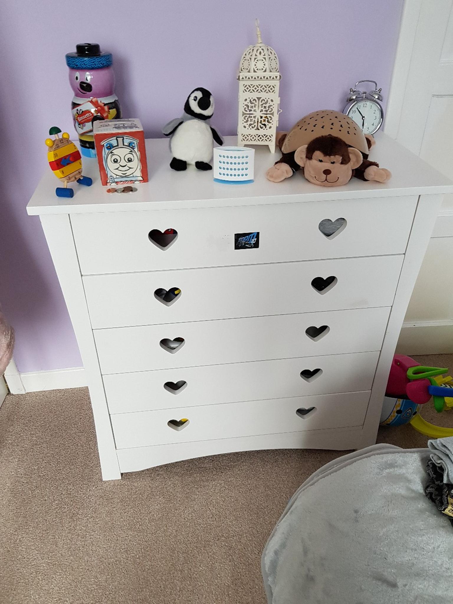 White Chest Of Drawers With Matching Bookcase In Eh23 Middleton