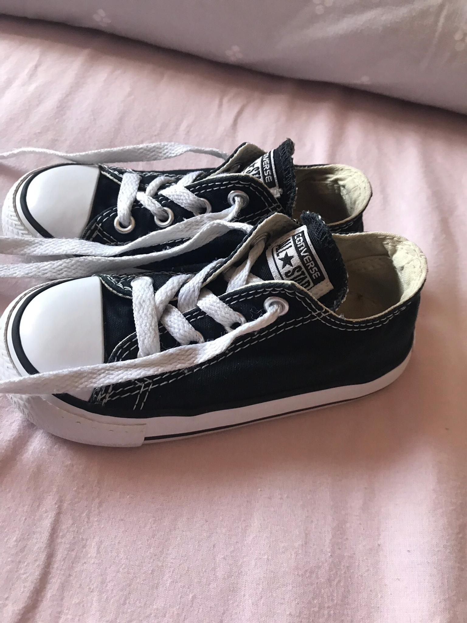black converse infant size 7