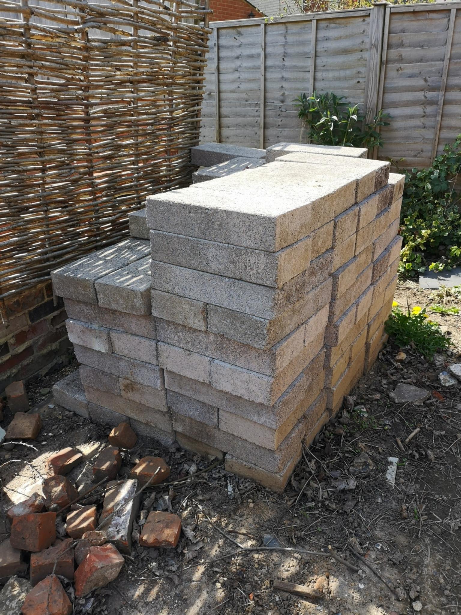 concrete breeze blocks in RG4 Reading for £65.00 for sale | Shpock