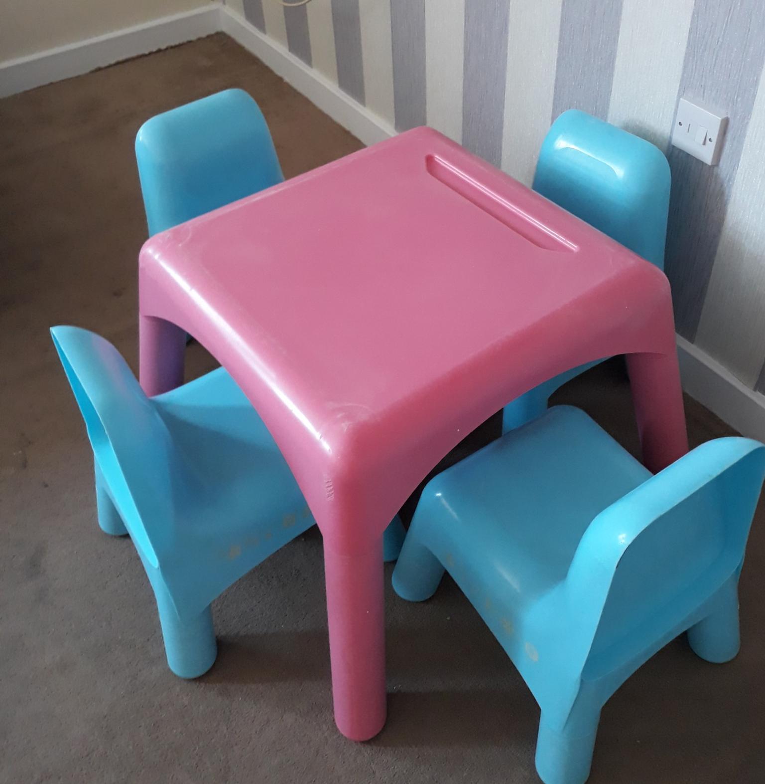 elc childrens table and chairs