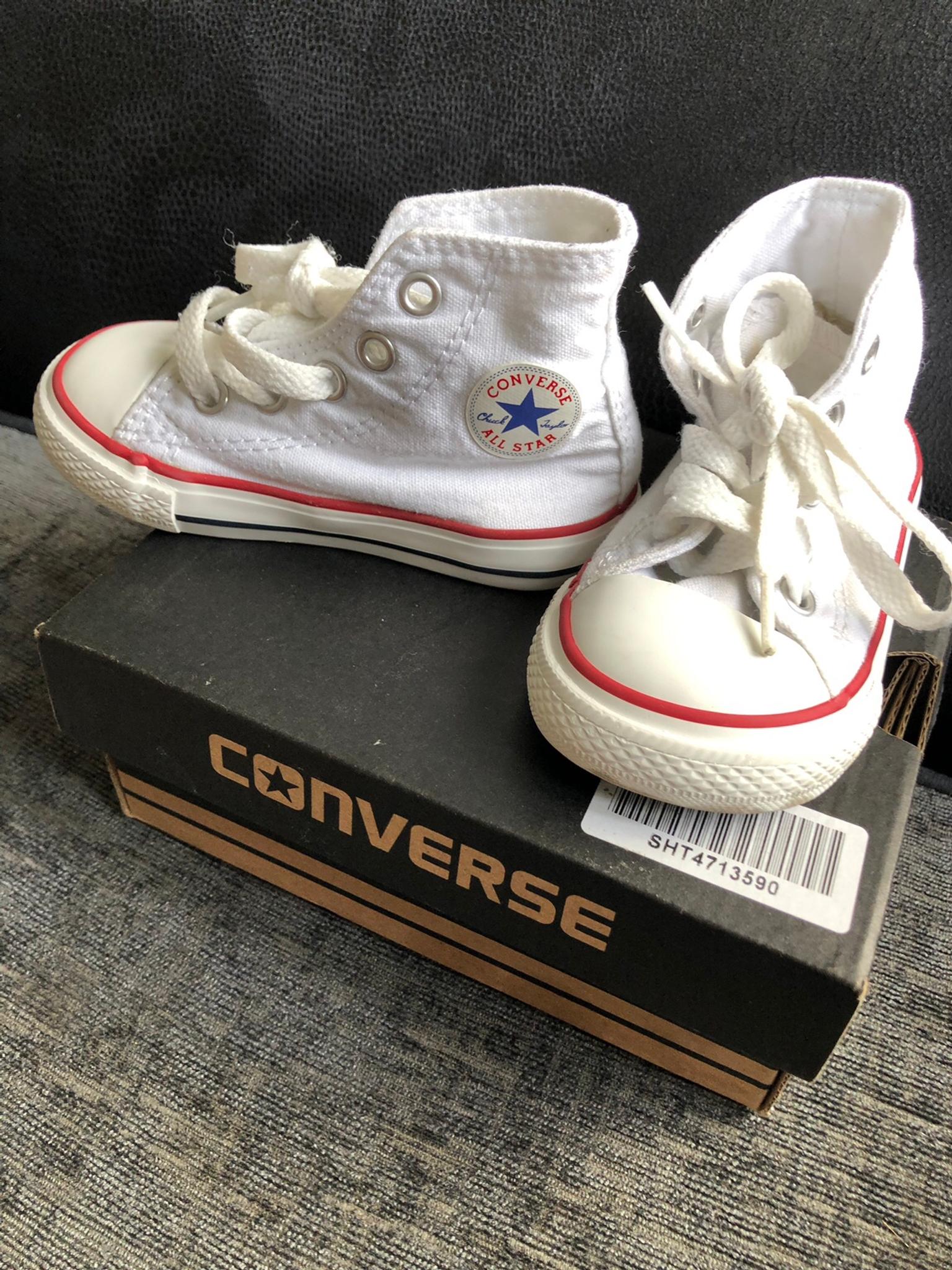 infant size 5 white converse
