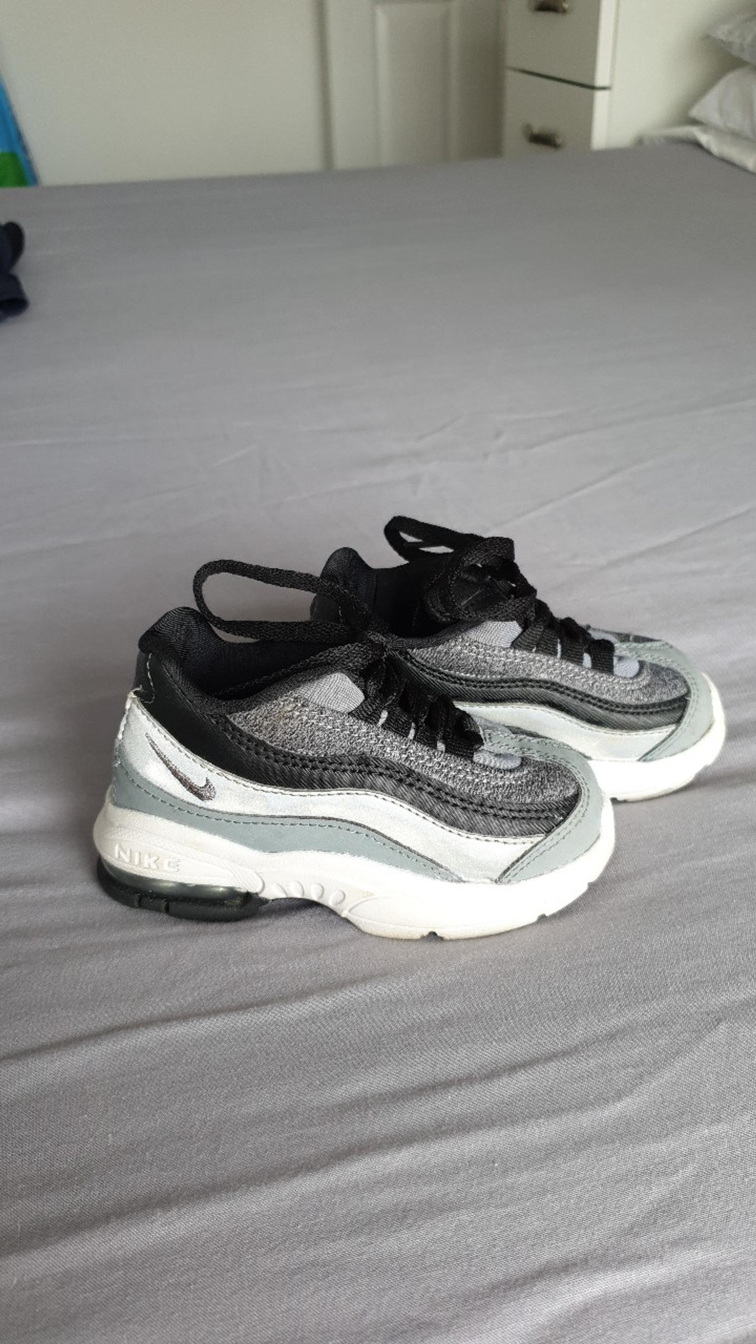 infant nike 95 trainers