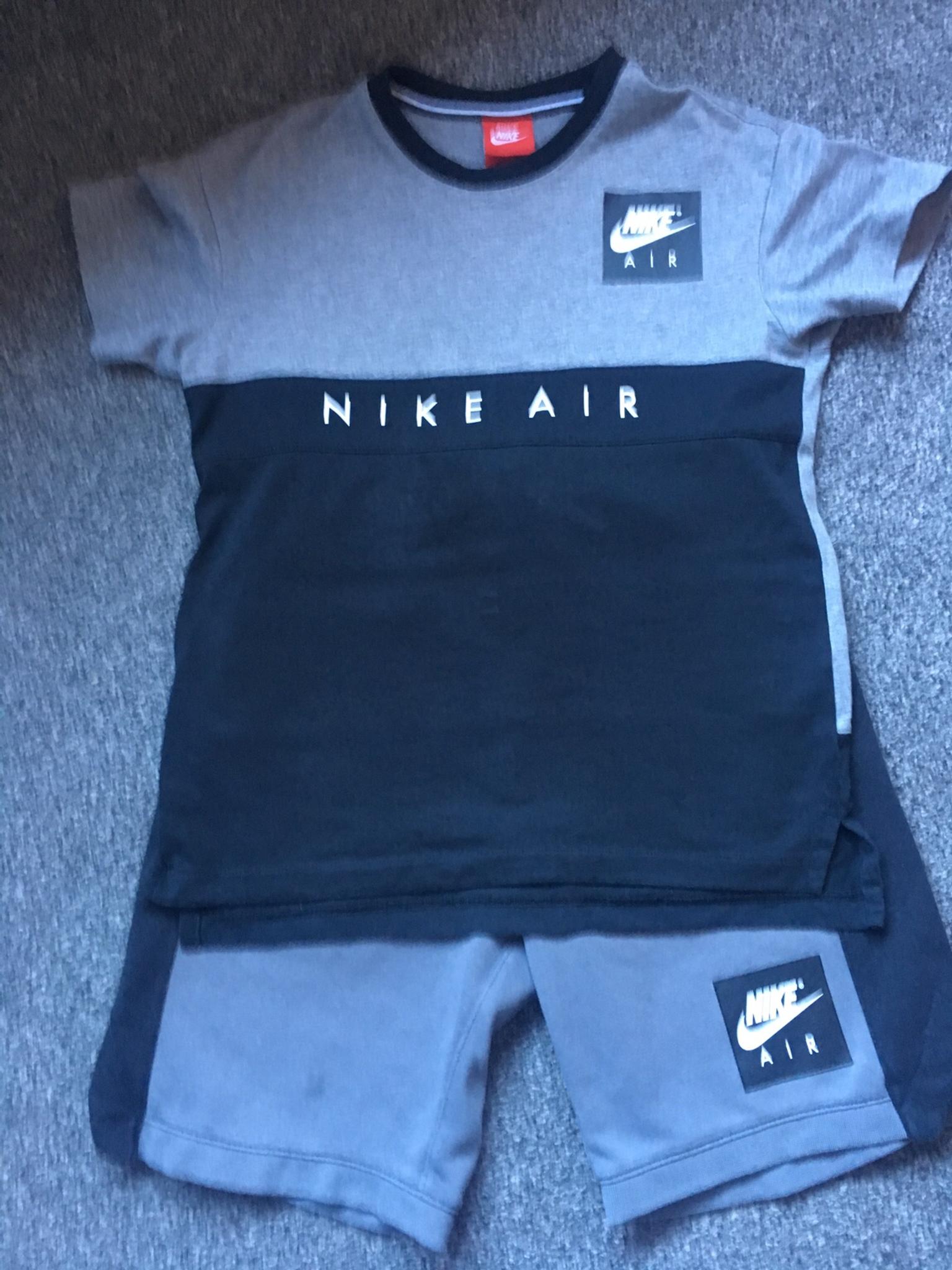 nike matching shorts and t shirt