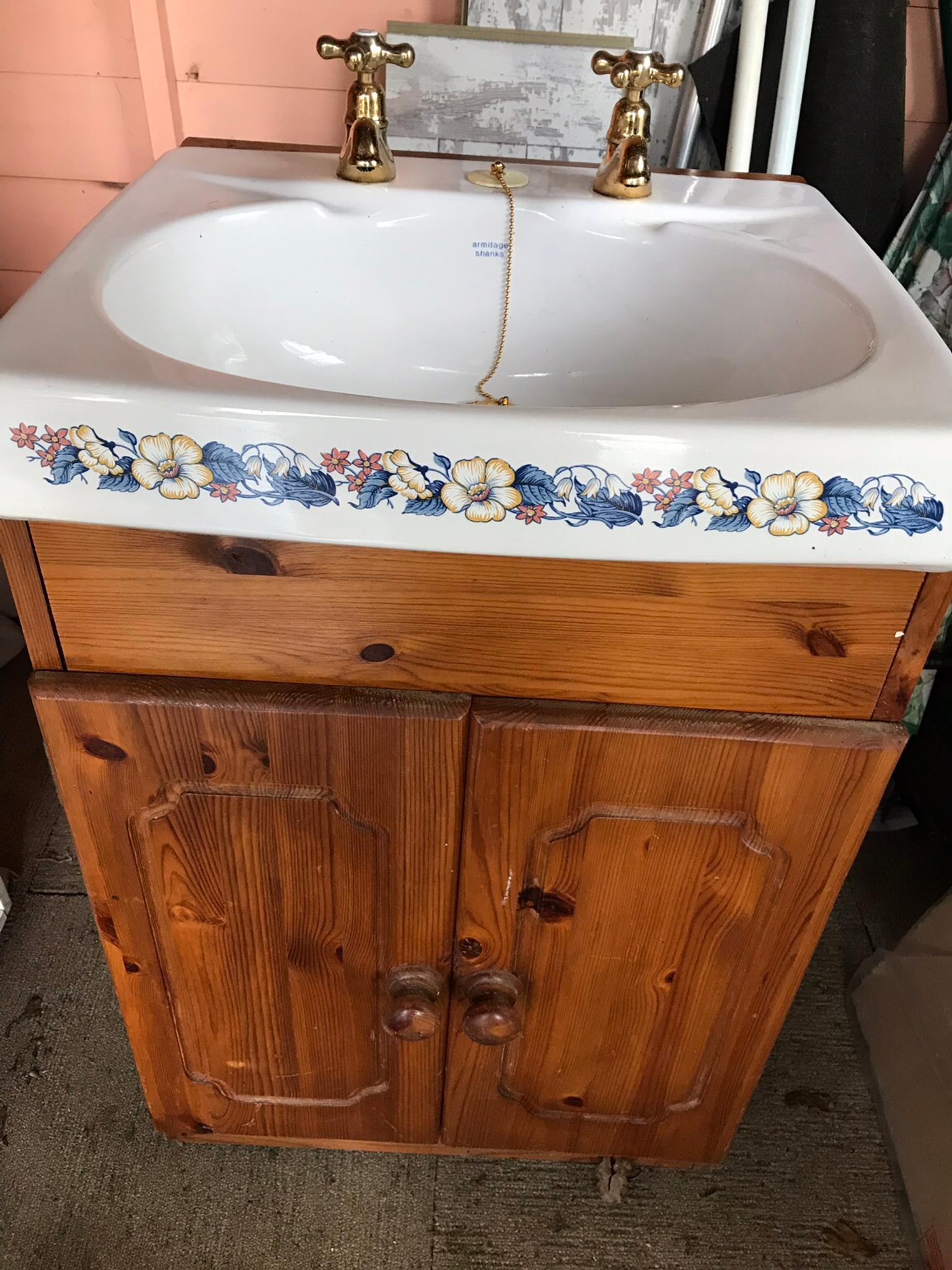 Wash Hand Basin With Cabinet In B17 Birmingham Fur 10 00 Zum