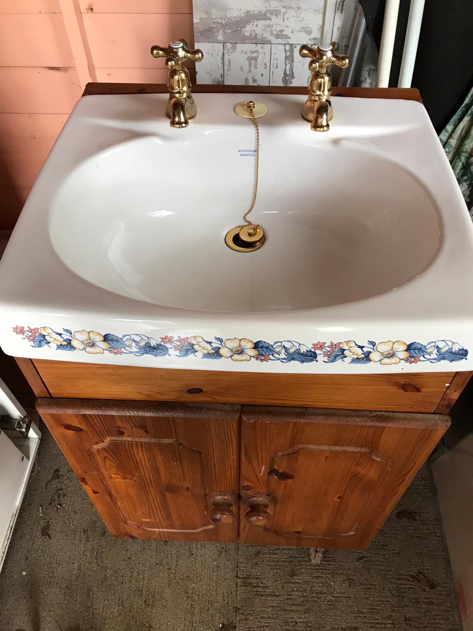 Wash Hand Basin With Cabinet In B17 Birmingham Fur 10 00 Zum