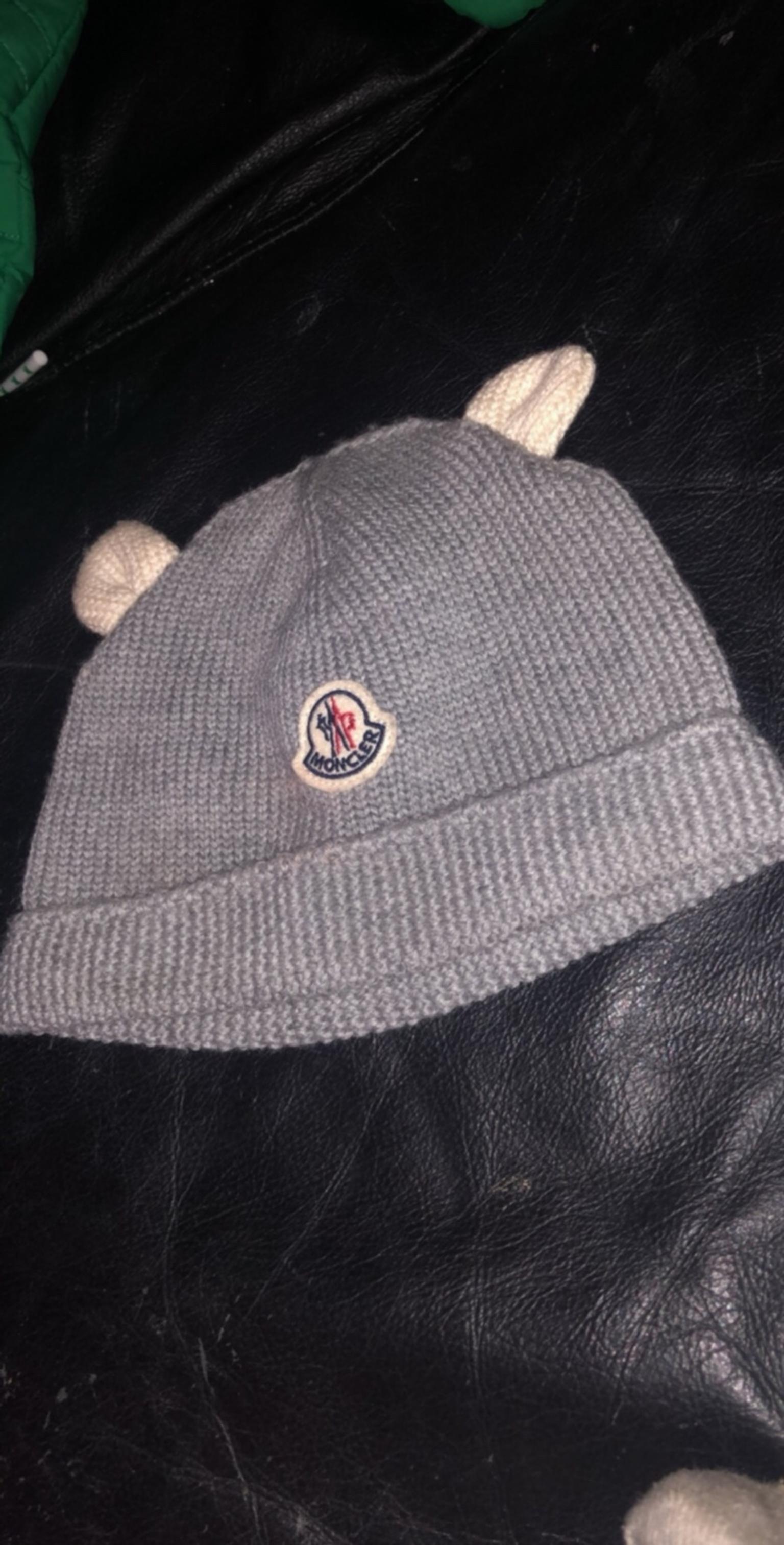 baby moncler beanie