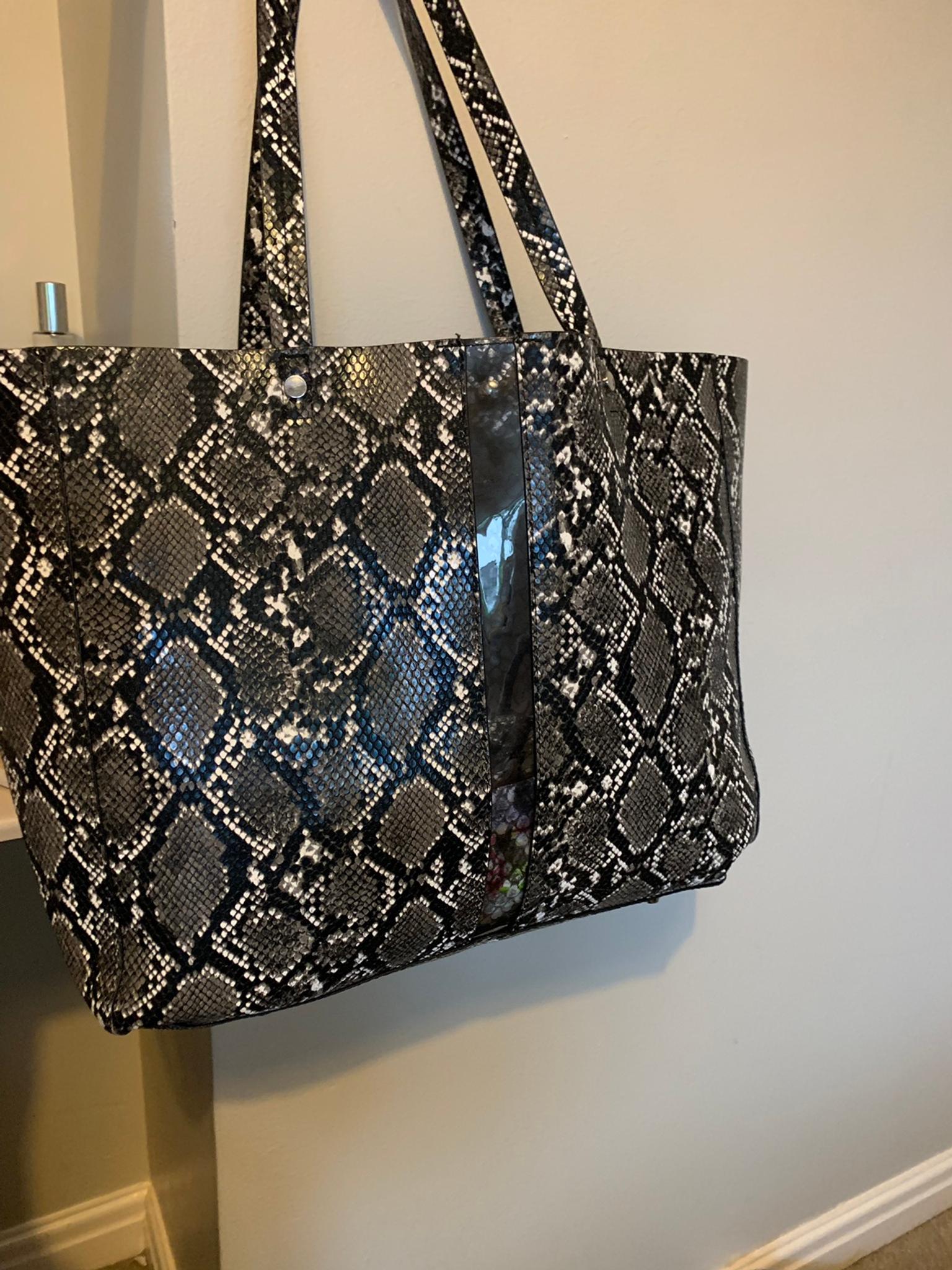 snake print bag zara
