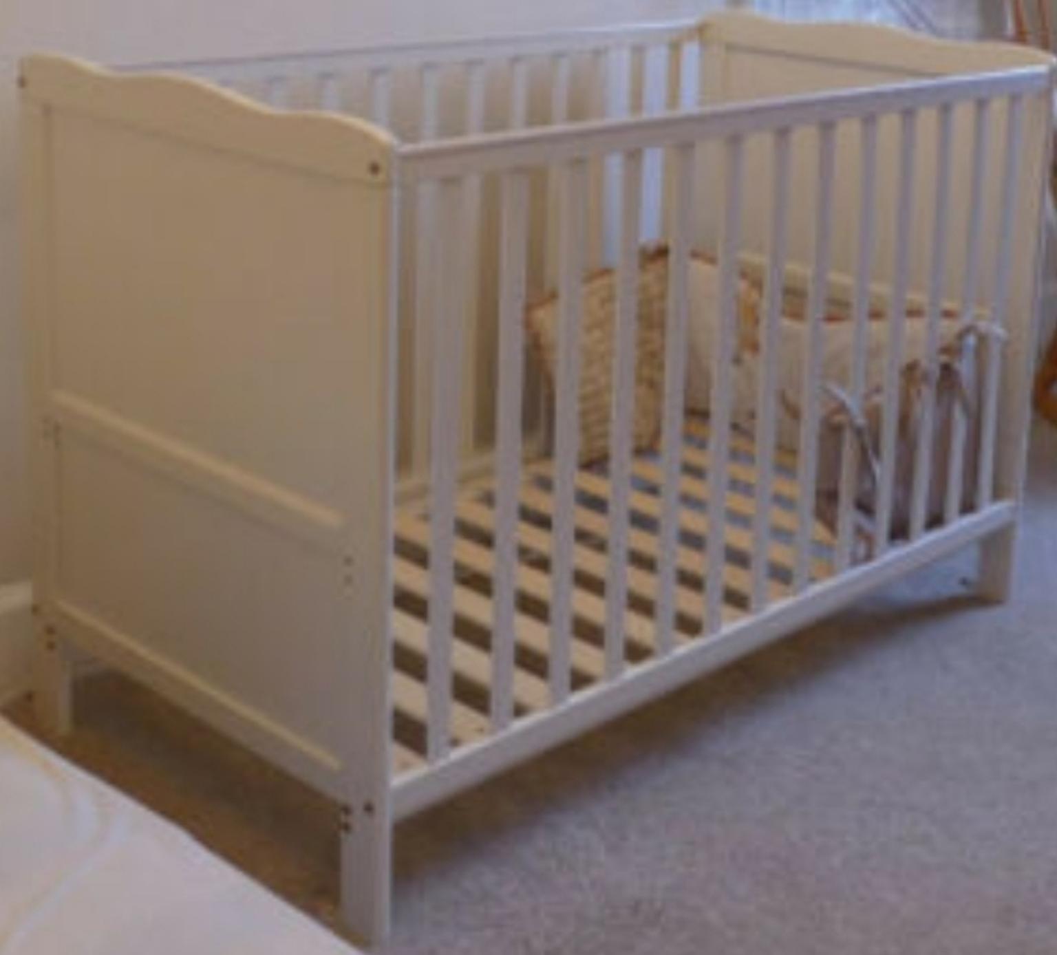 mcc 4 babies cot bed