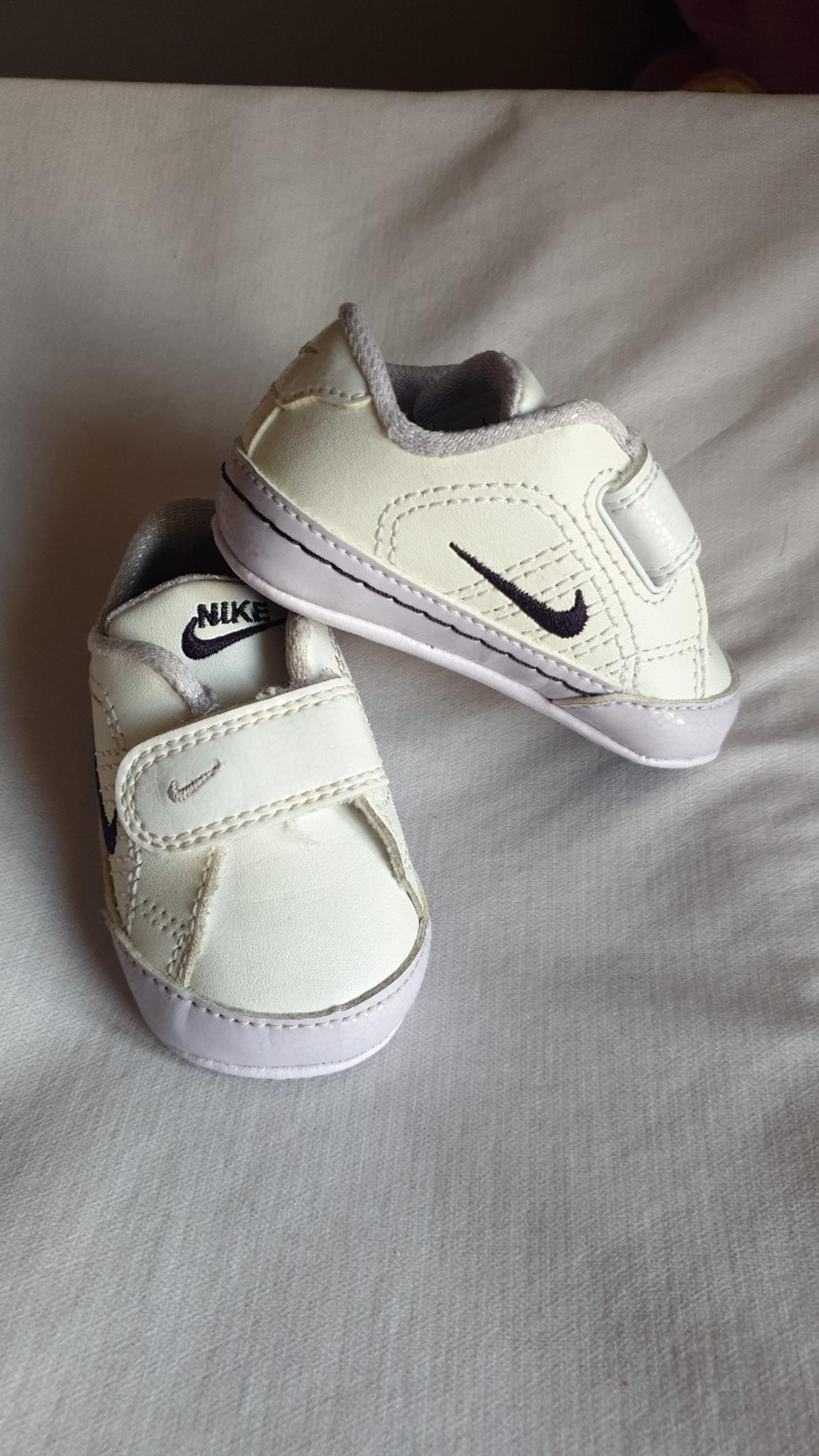 babys nike trainers